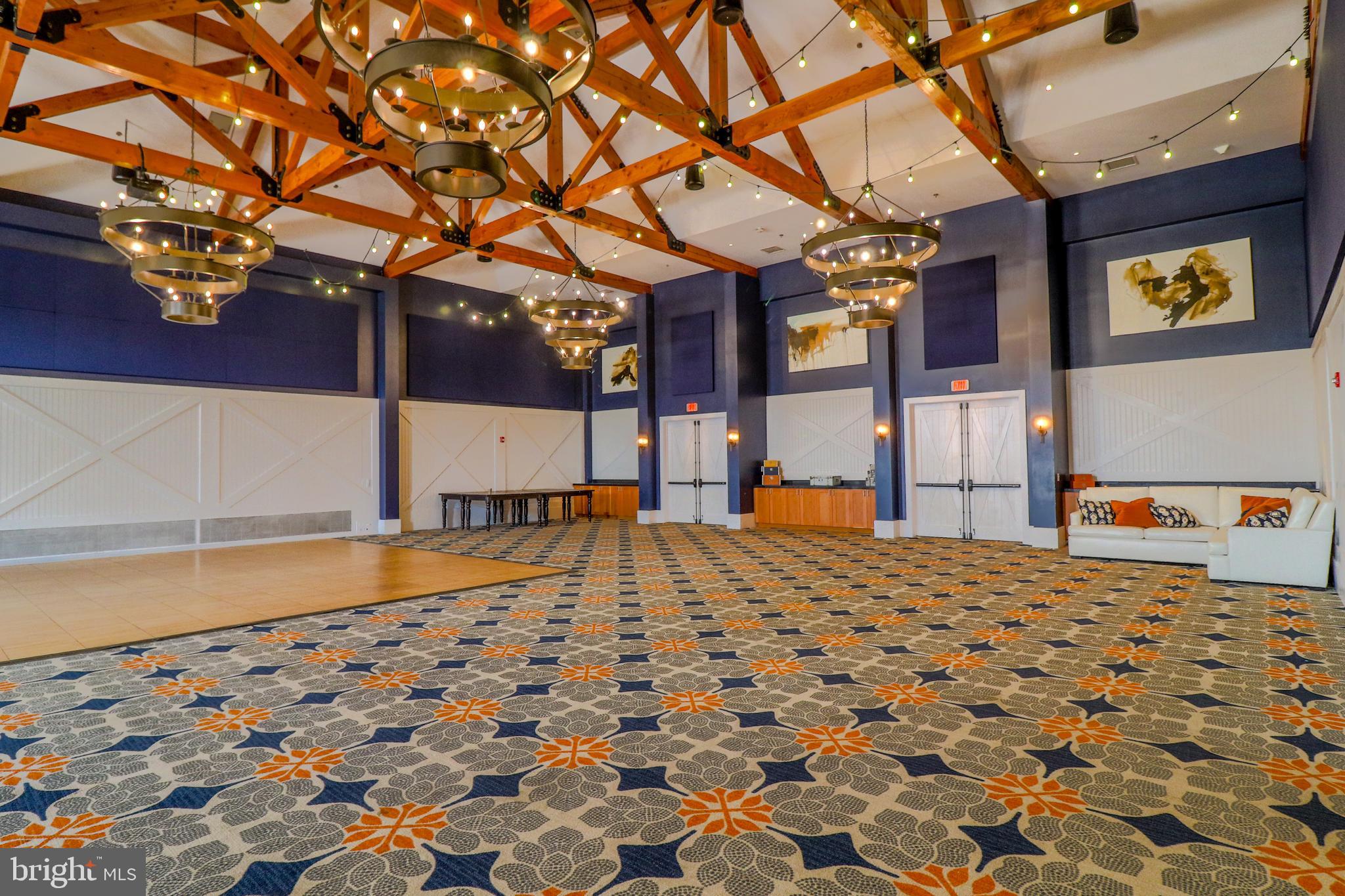 LAKE FREDERICK - Residential