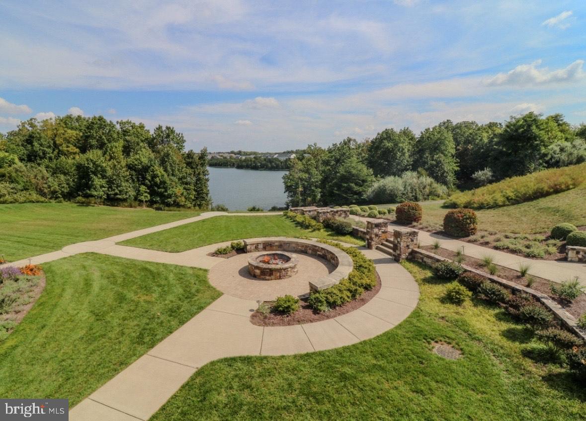 LAKE FREDERICK - Residential