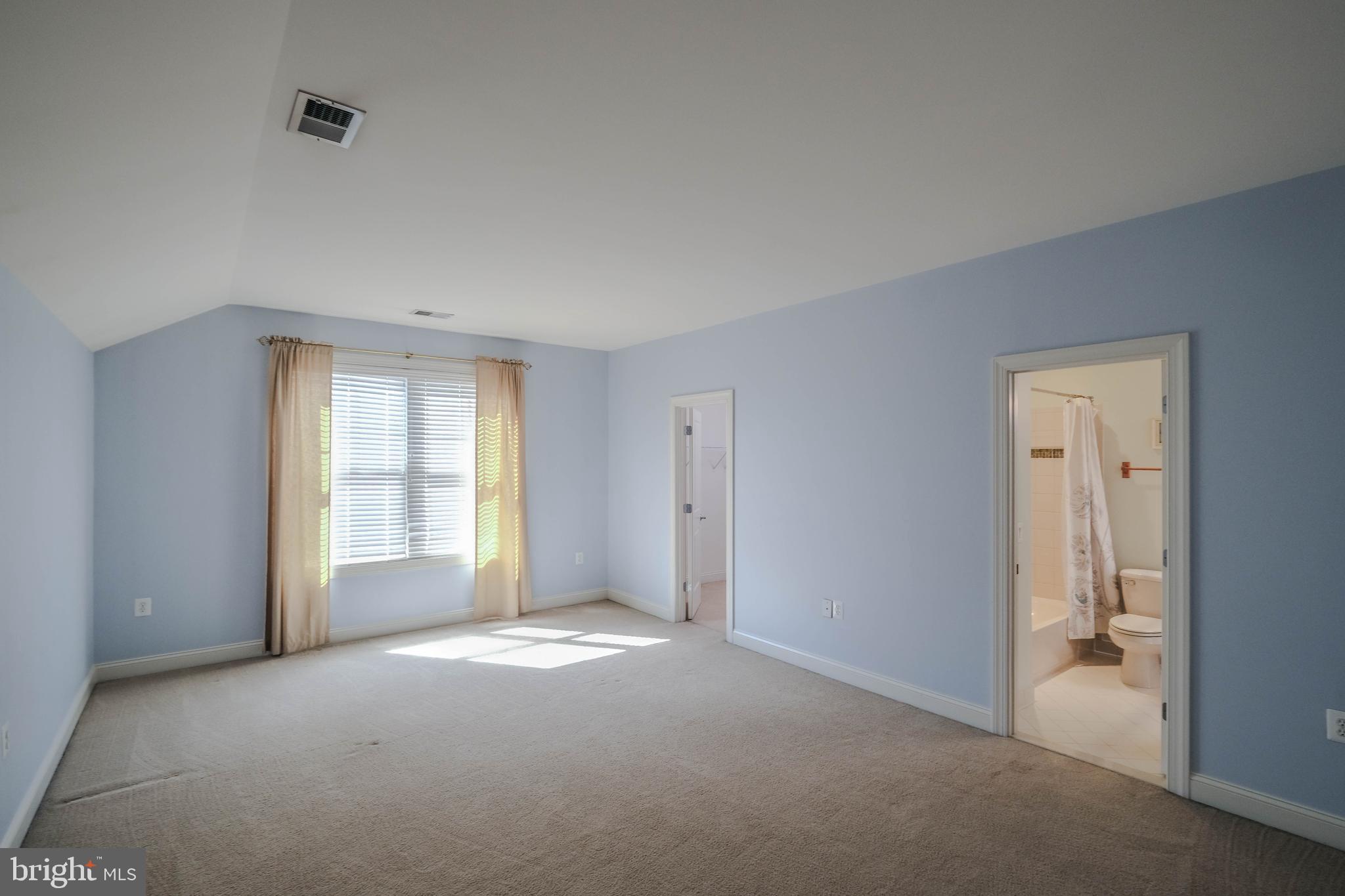 LAKE FREDERICK - Residential