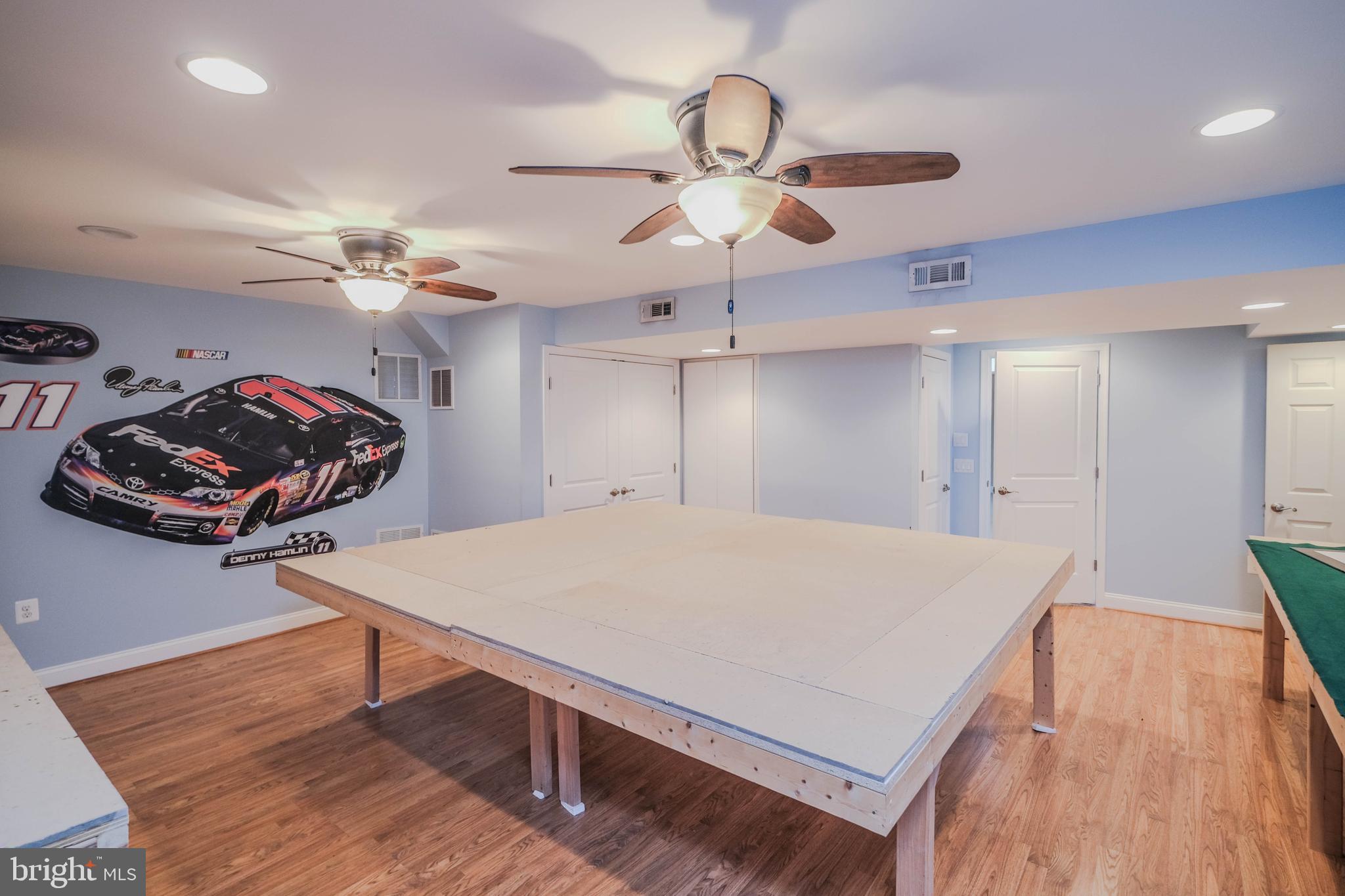 LAKE FREDERICK - Residential