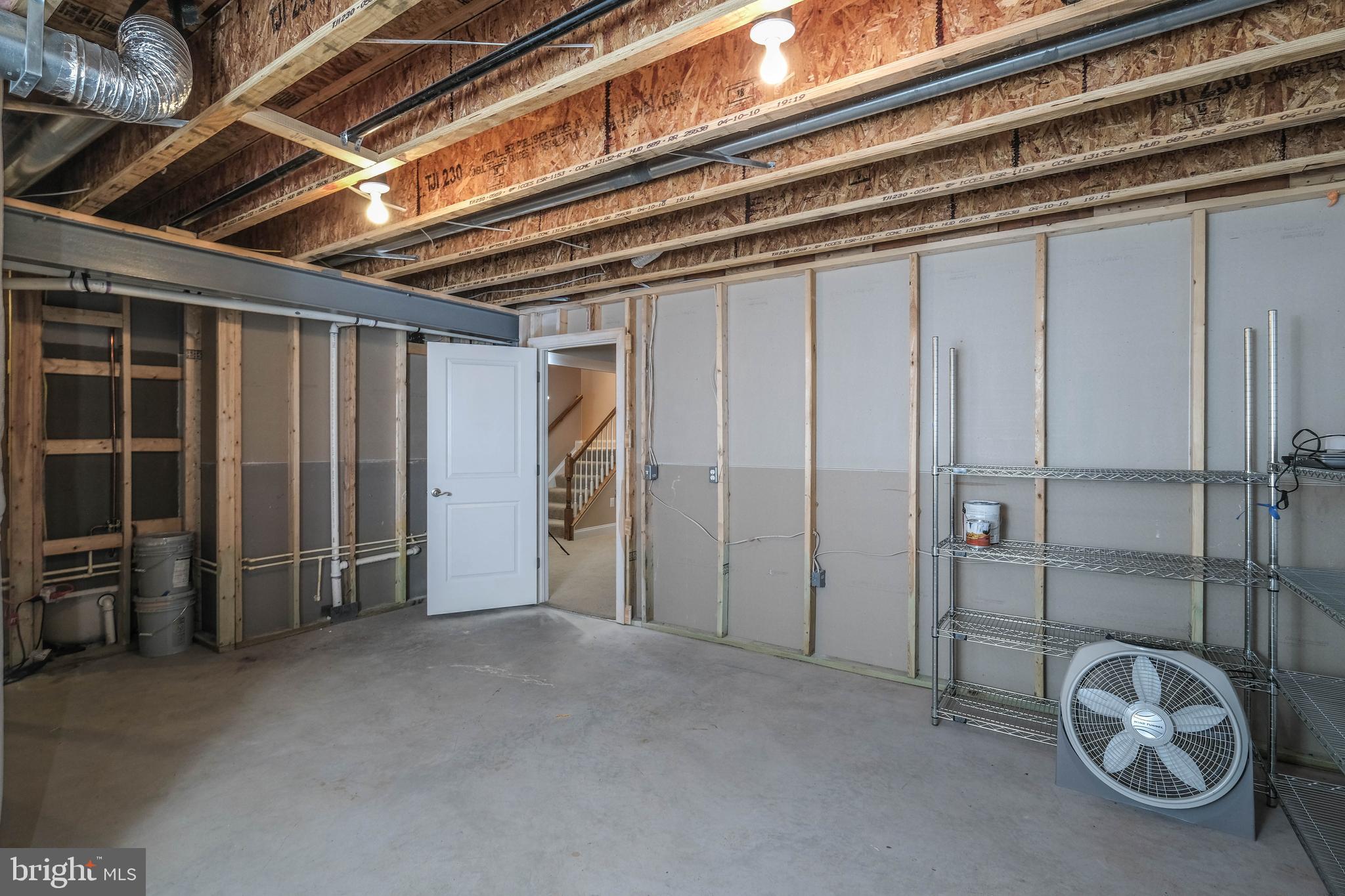 LAKE FREDERICK - Residential