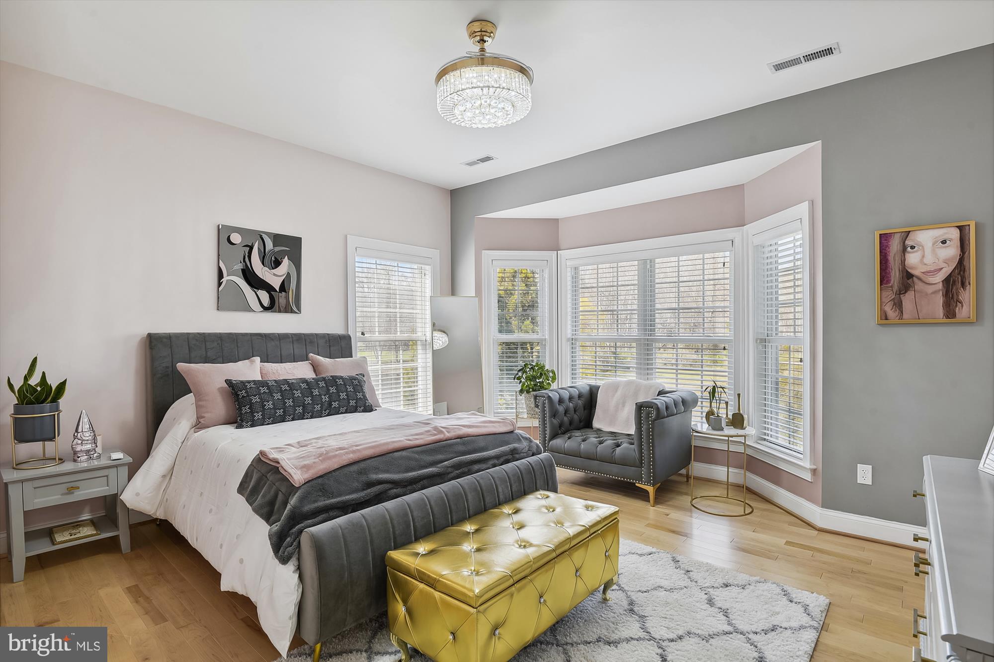 INDIAN CREEK - Residential