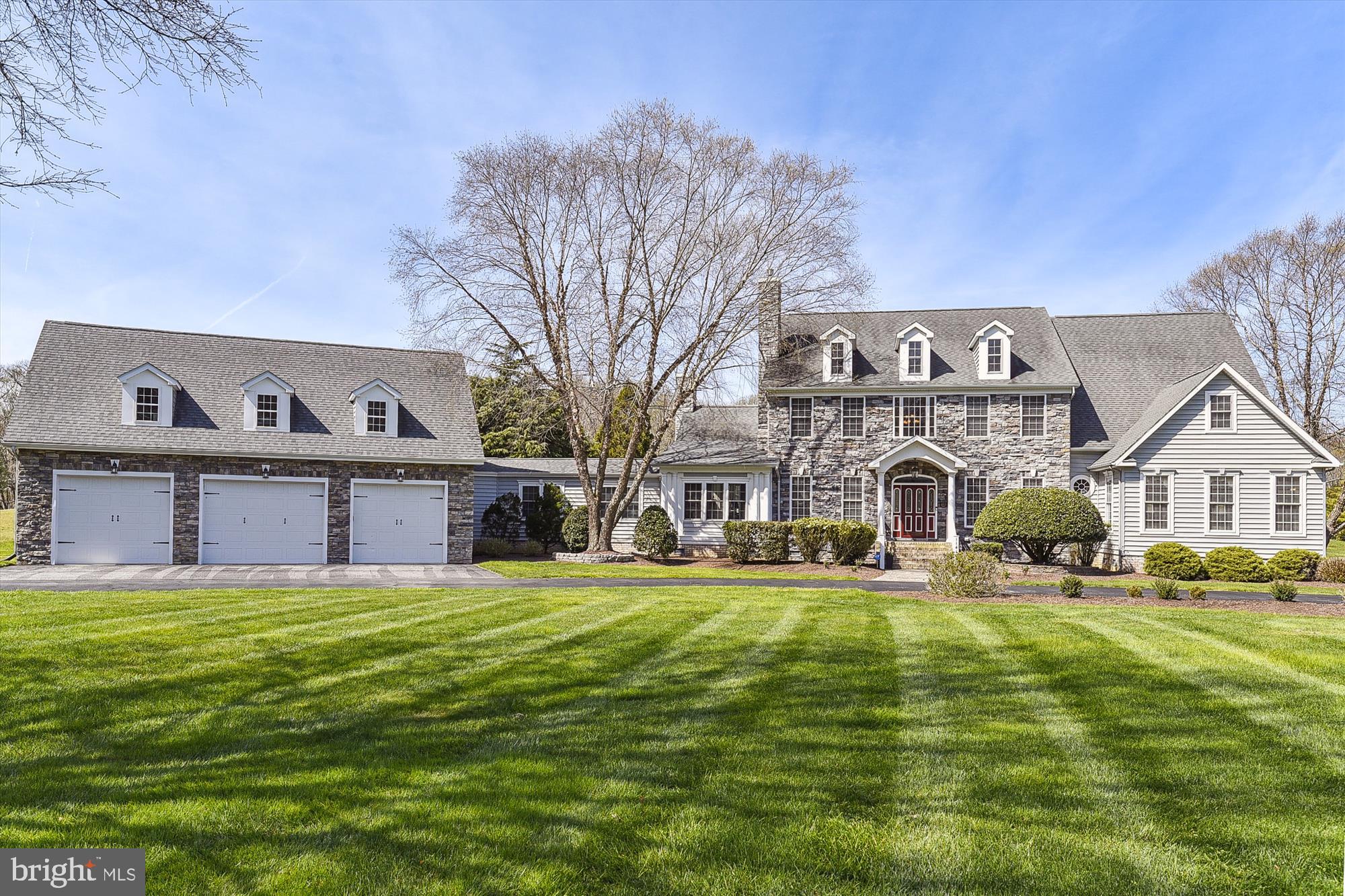 INDIAN CREEK - Residential