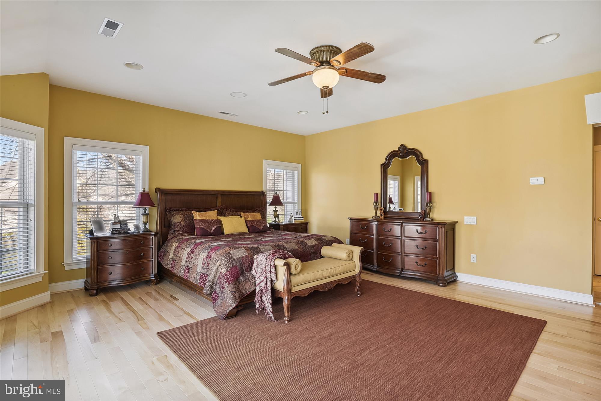 INDIAN CREEK - Residential