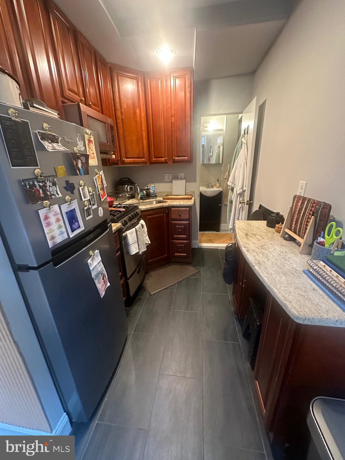 WASHINGTON SQ WEST - Residential Lease