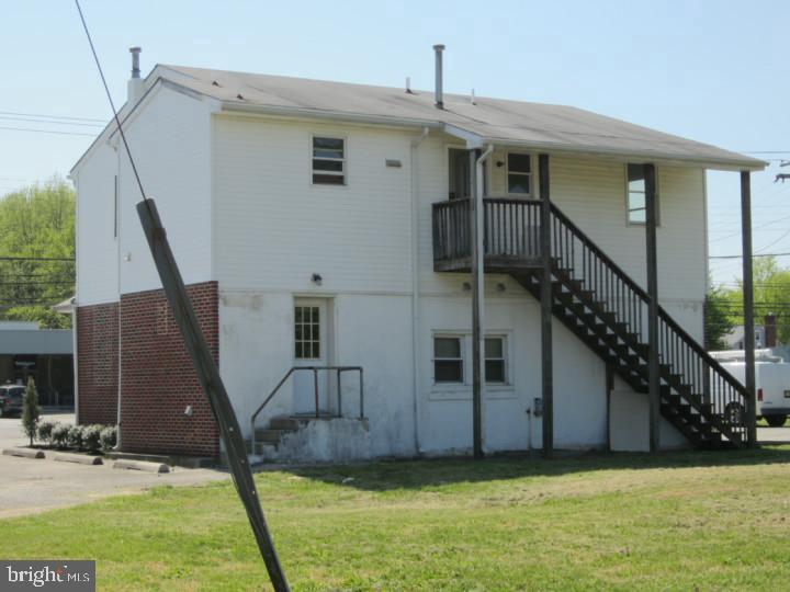 234A N VIRGINIA AVENUE 1ST FLOOR