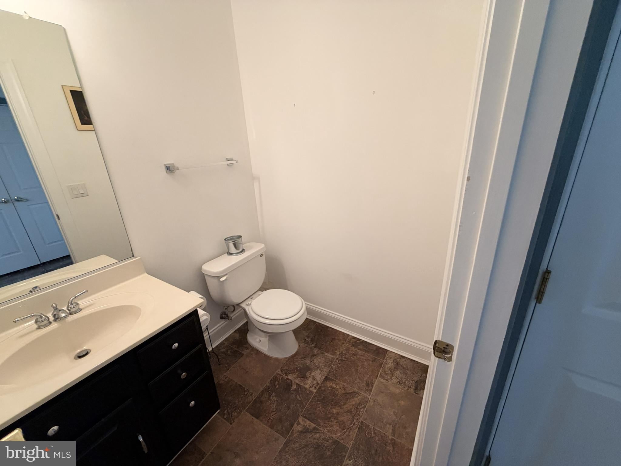 6846 WITTON CIRCLE