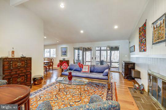 BRADLEY PARK - Residential