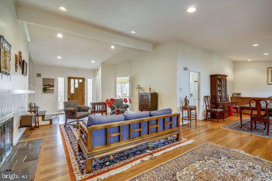 BRADLEY PARK - Residential