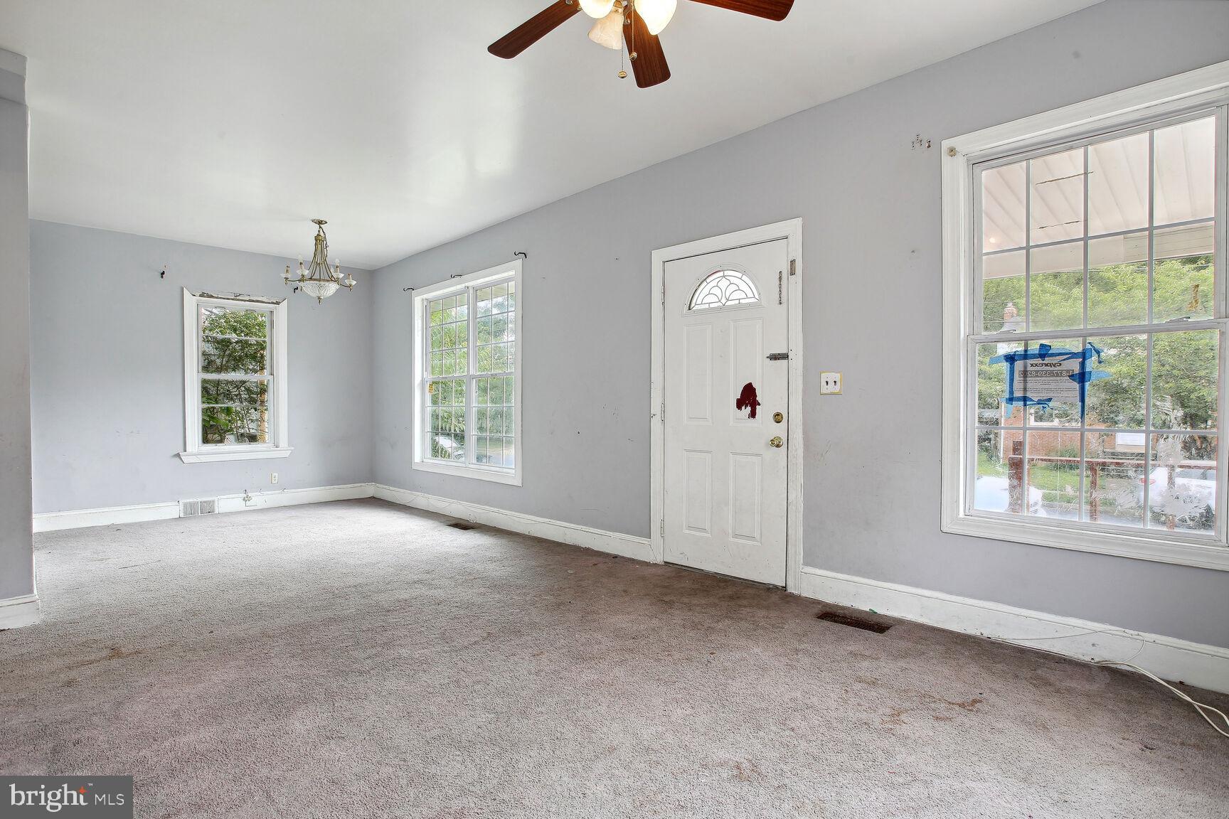 RIVERDALE PARK - Residential