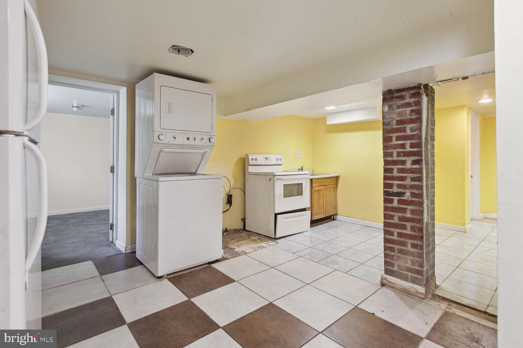 RIVERDALE PARK - Residential