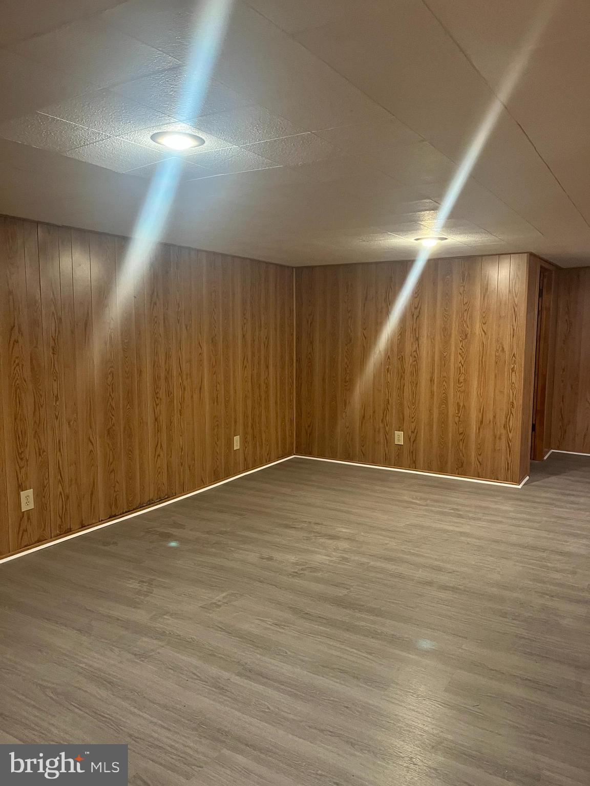 BEIDLER KNOLL - Residential Lease