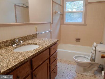 FROGS MARSH - Residential Lease