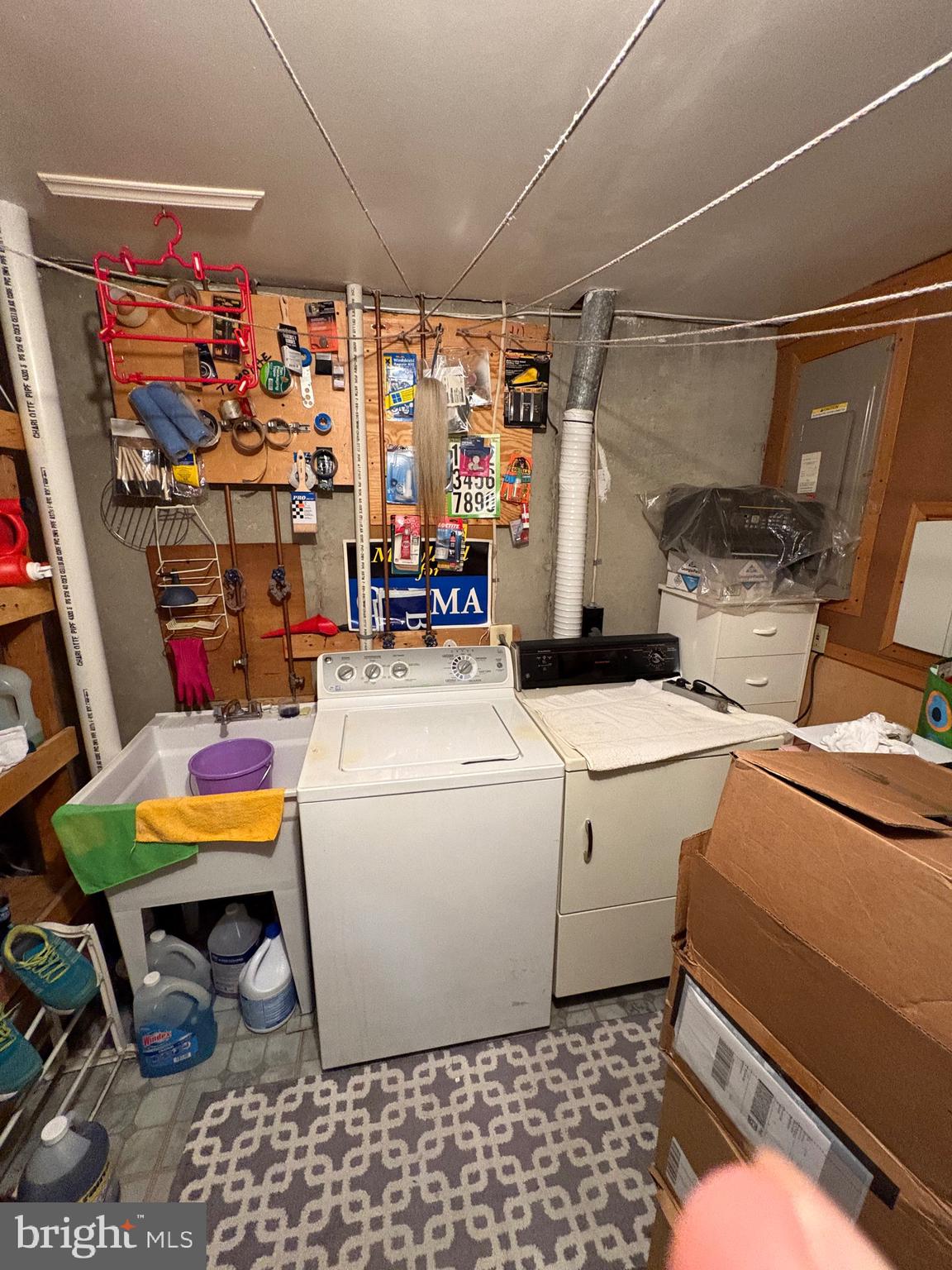 PARKVIEW TRAIL - Residential Lease