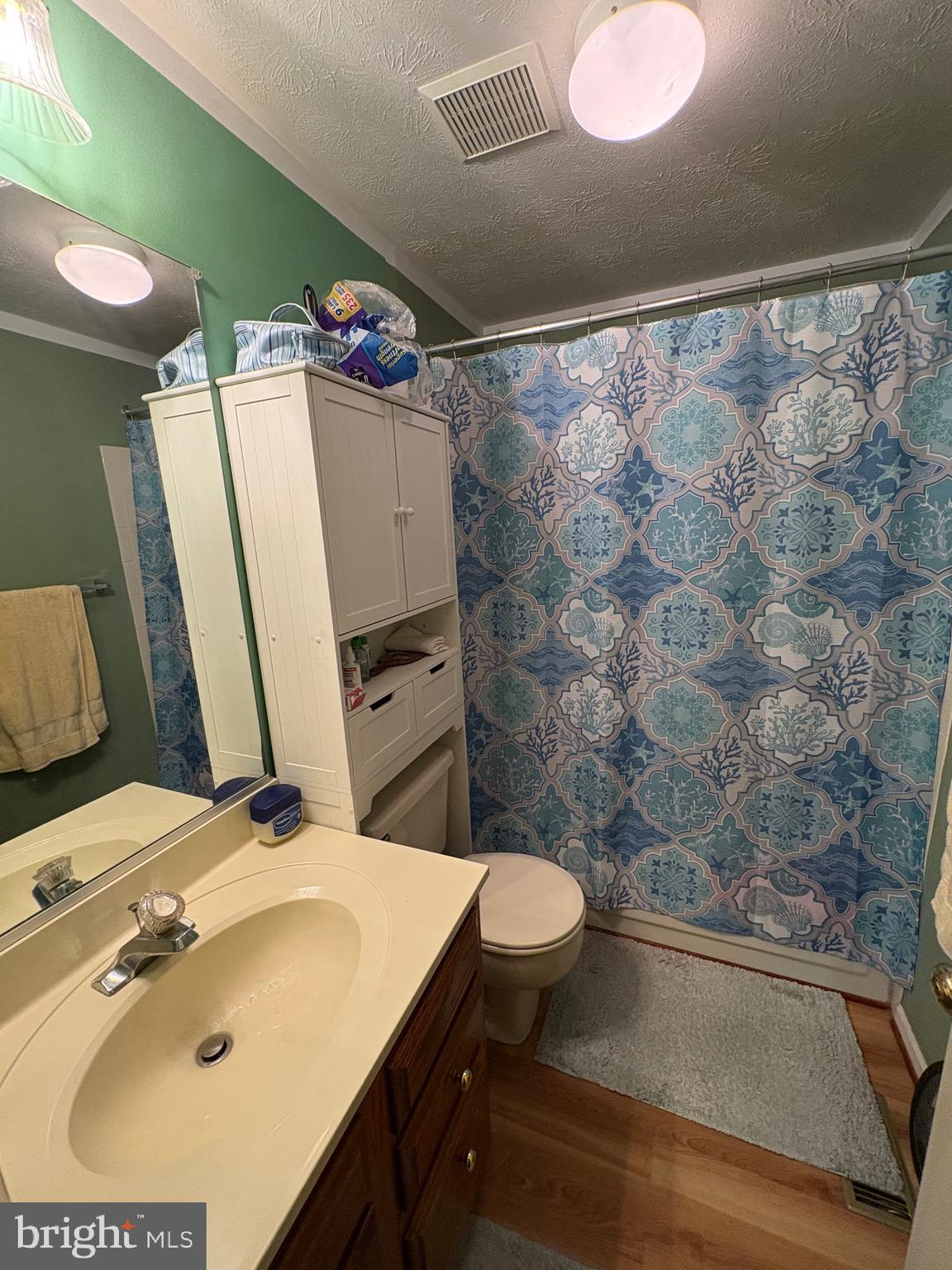 PARKVIEW TRAIL - Residential Lease