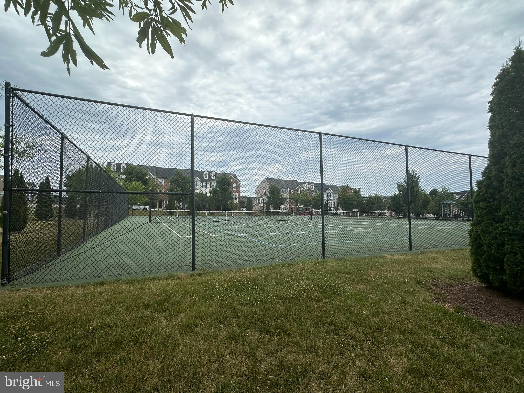 HUNTFIELD - Residential