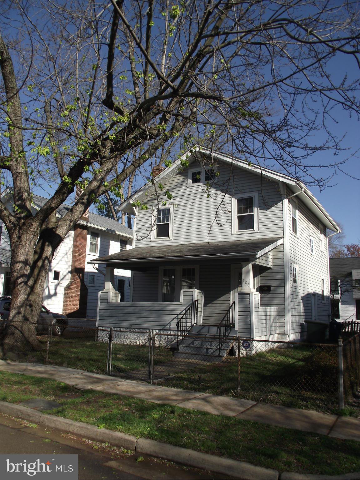 ROSEMONT PARK - Residential