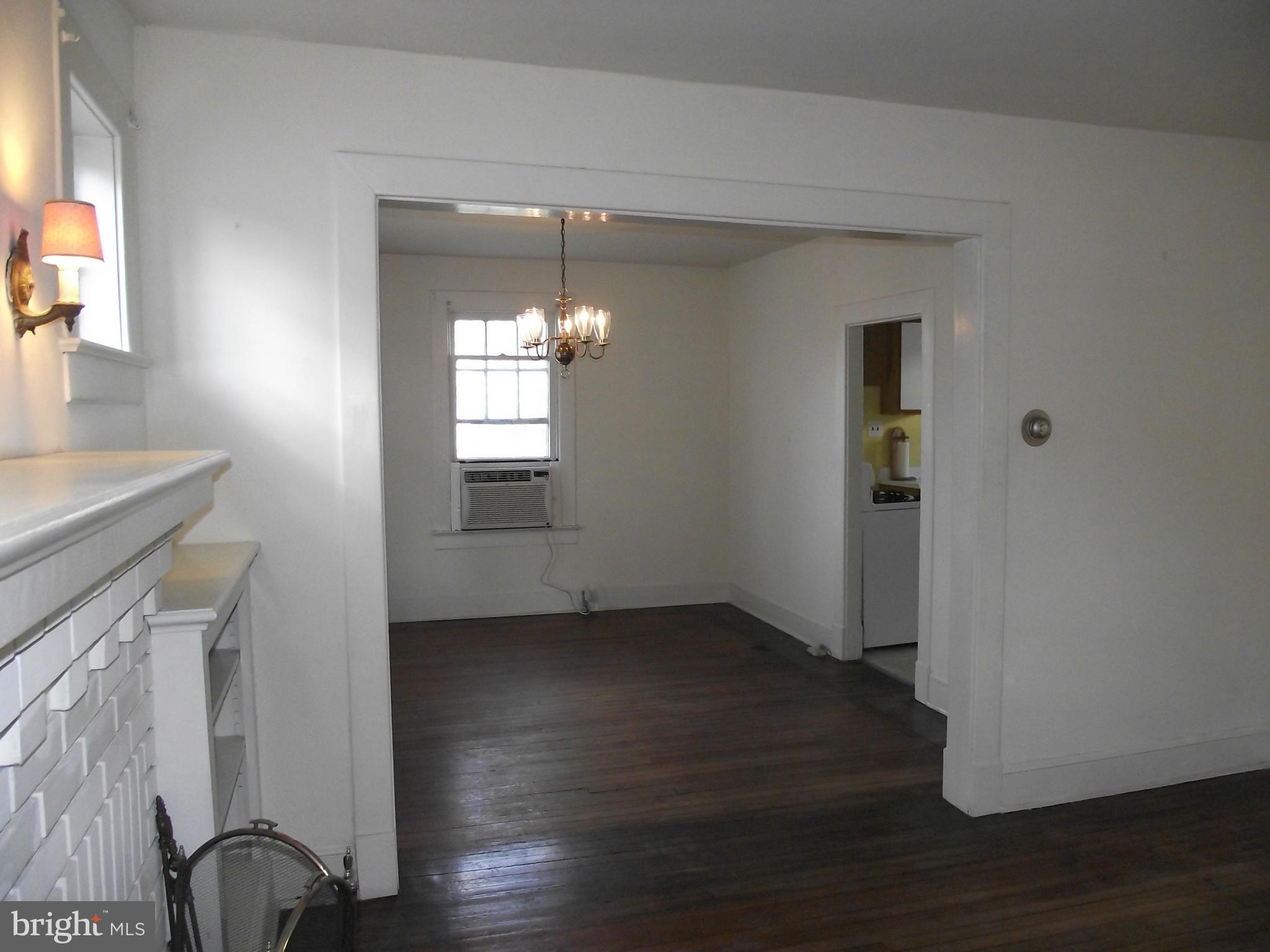 ROSEMONT PARK - Residential