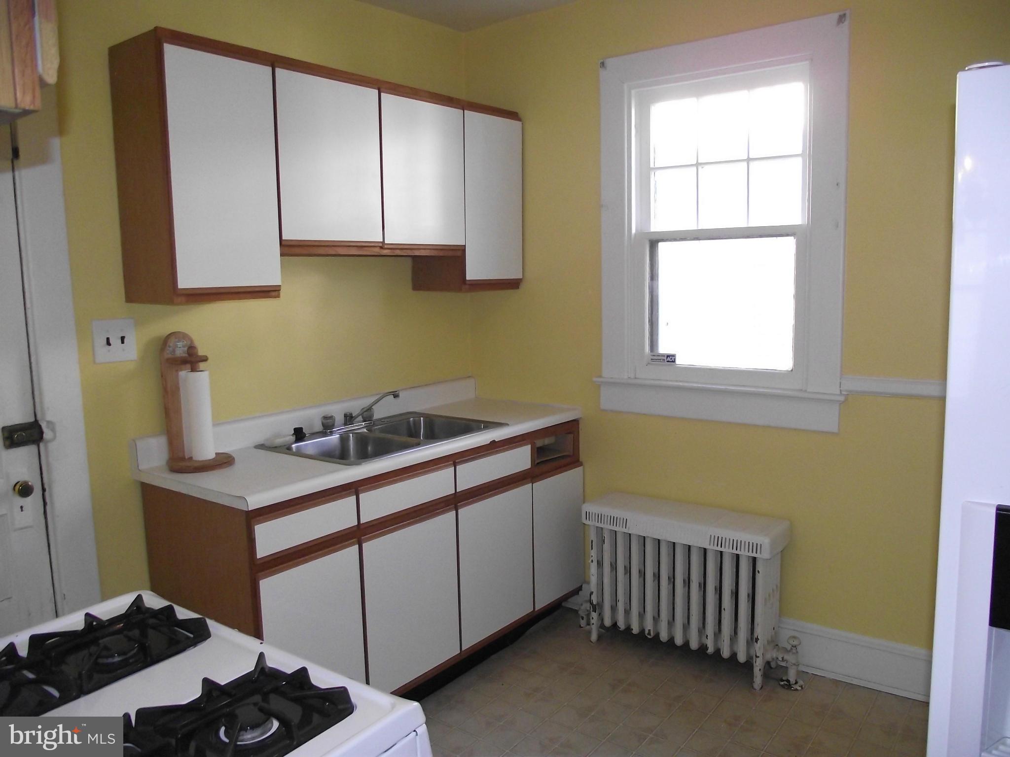 ROSEMONT PARK - Residential