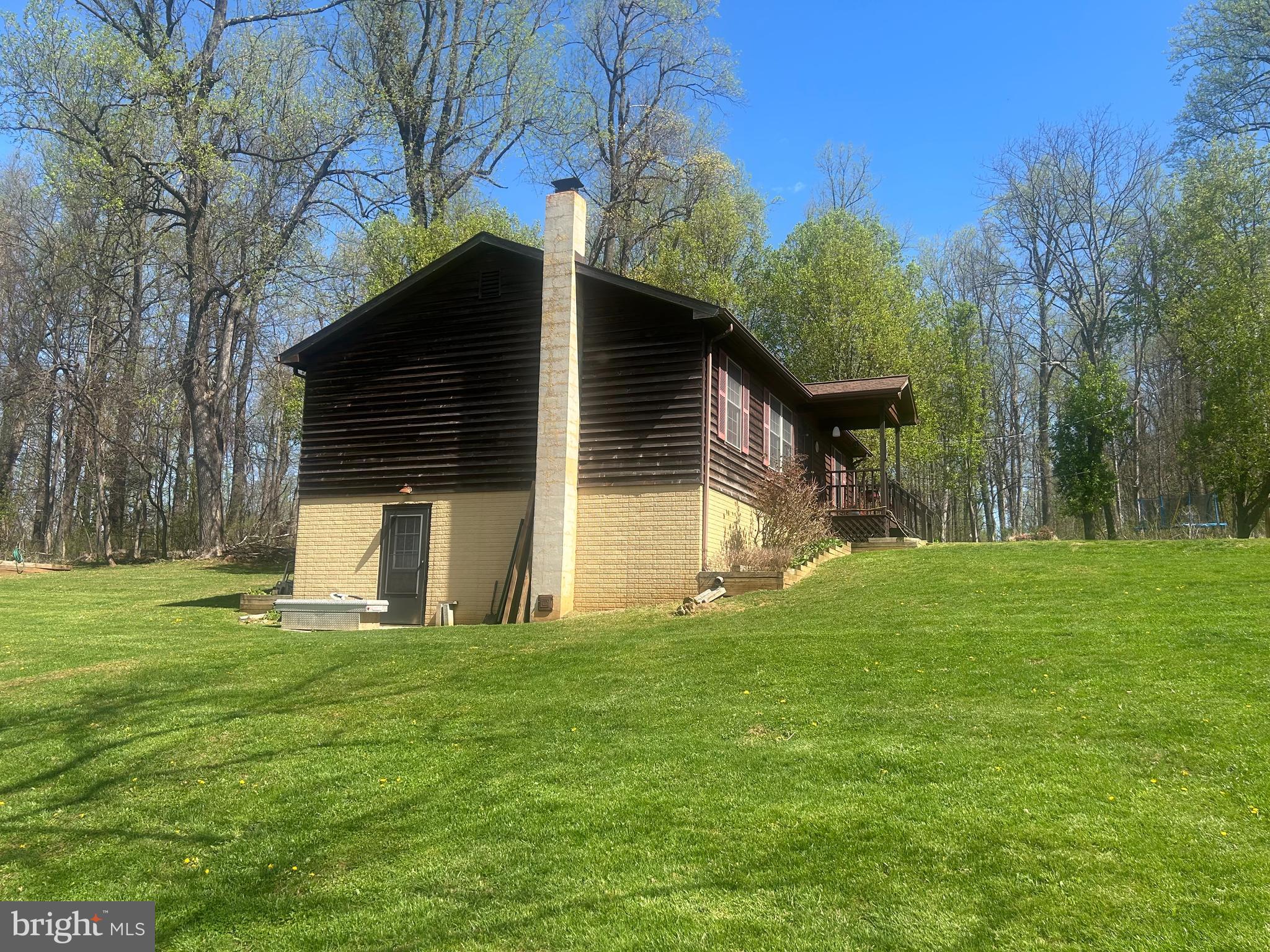 BLUE MOUNTAIN - Residential