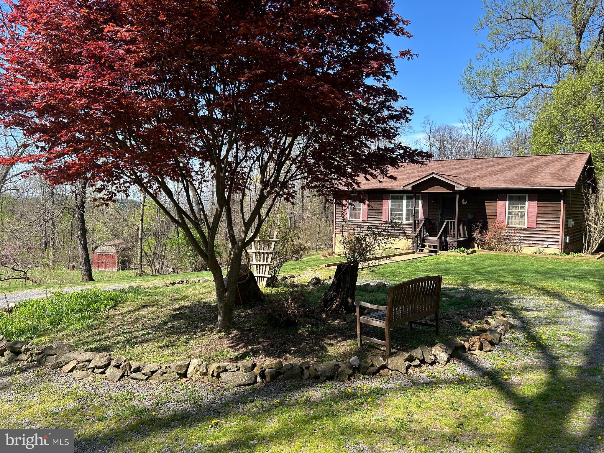 BLUE MOUNTAIN - Residential