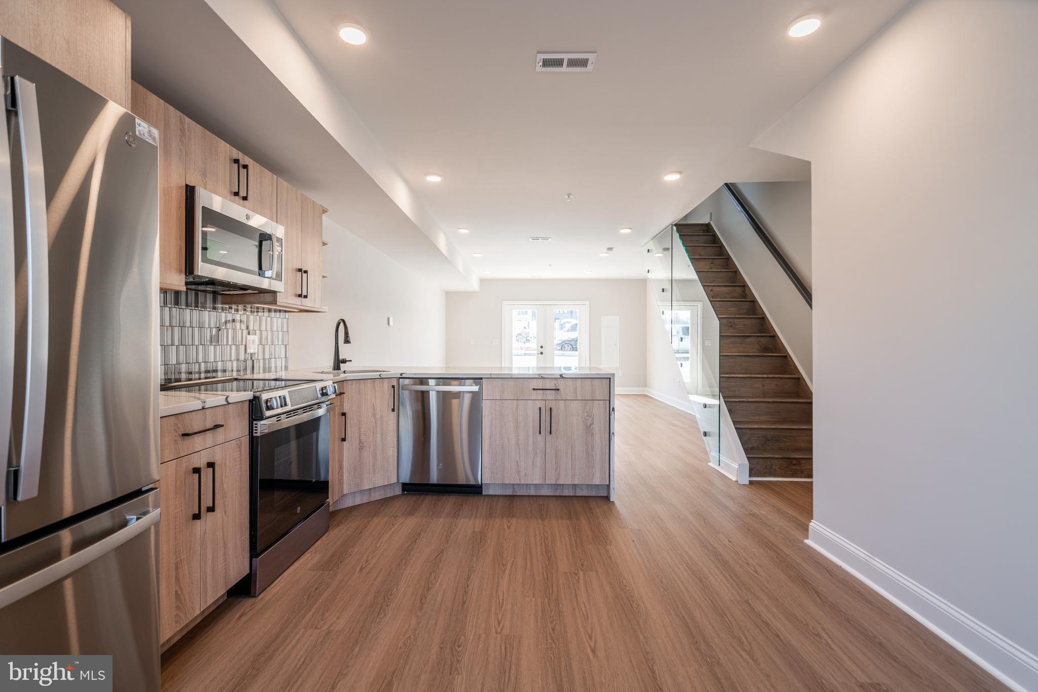 WYNNEFIELD HEIGHTS - Residential