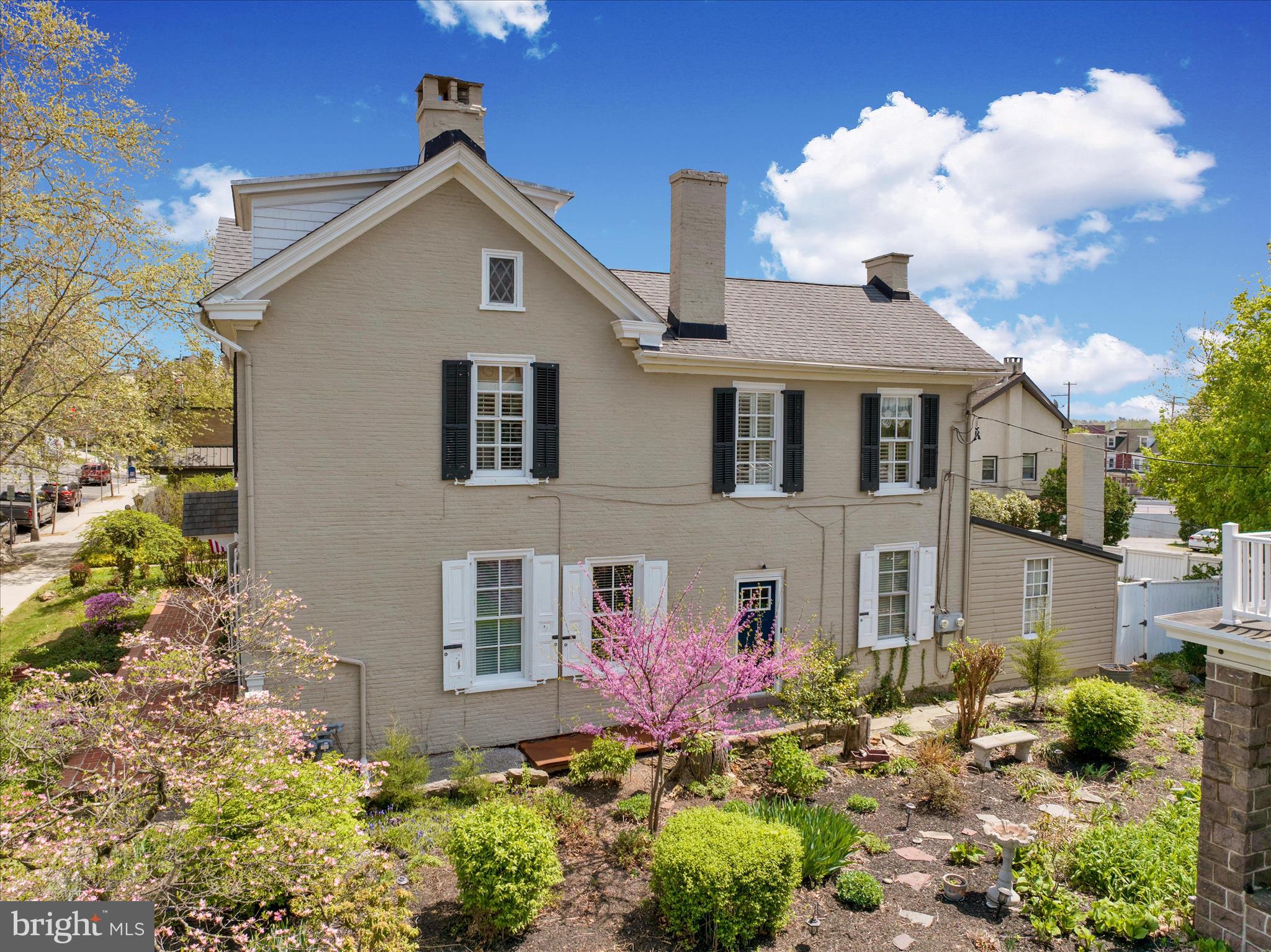 POTTSTOWN - Residential