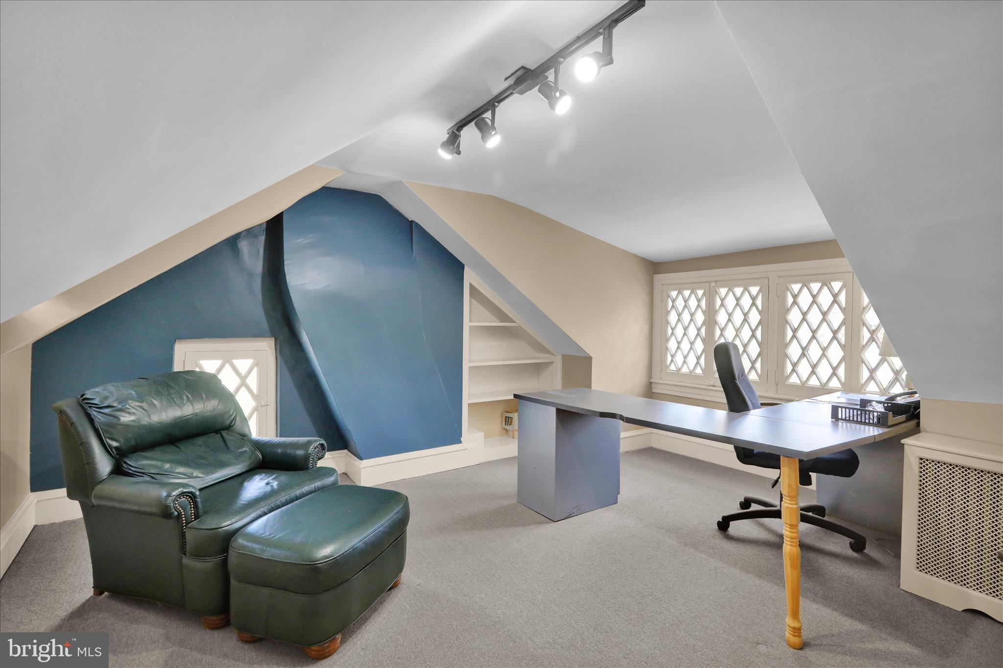 POTTSTOWN - Residential