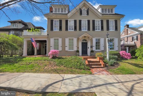 758 E HIGH STREET POTTSTOWN PA 19464