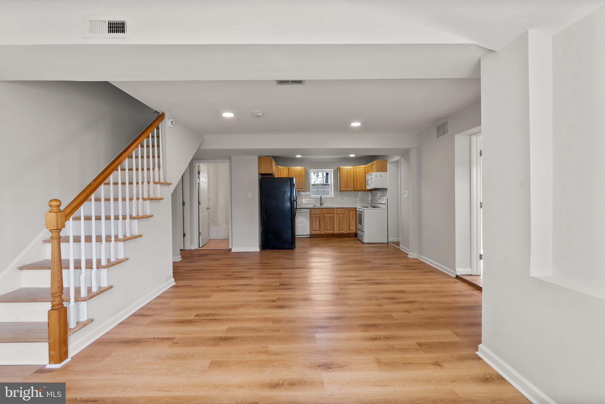 DUNDALK - Residential Lease