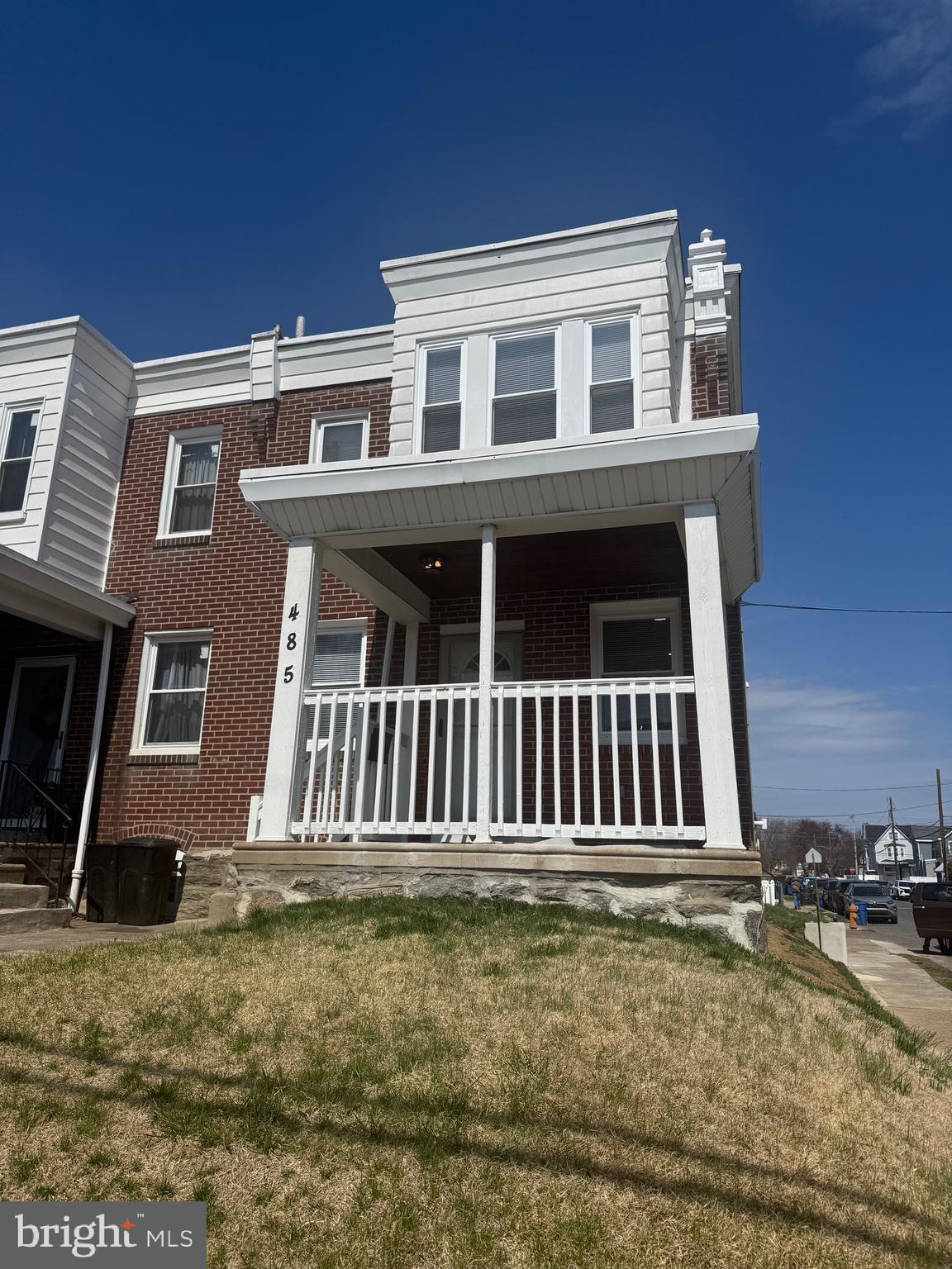 LAWNCREST - Residential