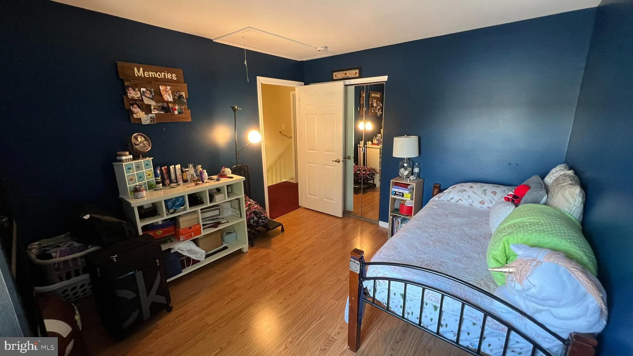 Blackwood, New Jersey 08012, United States, 2 Bedrooms Bedrooms, ,3 BathroomsBathrooms,Residential,Pending,130759