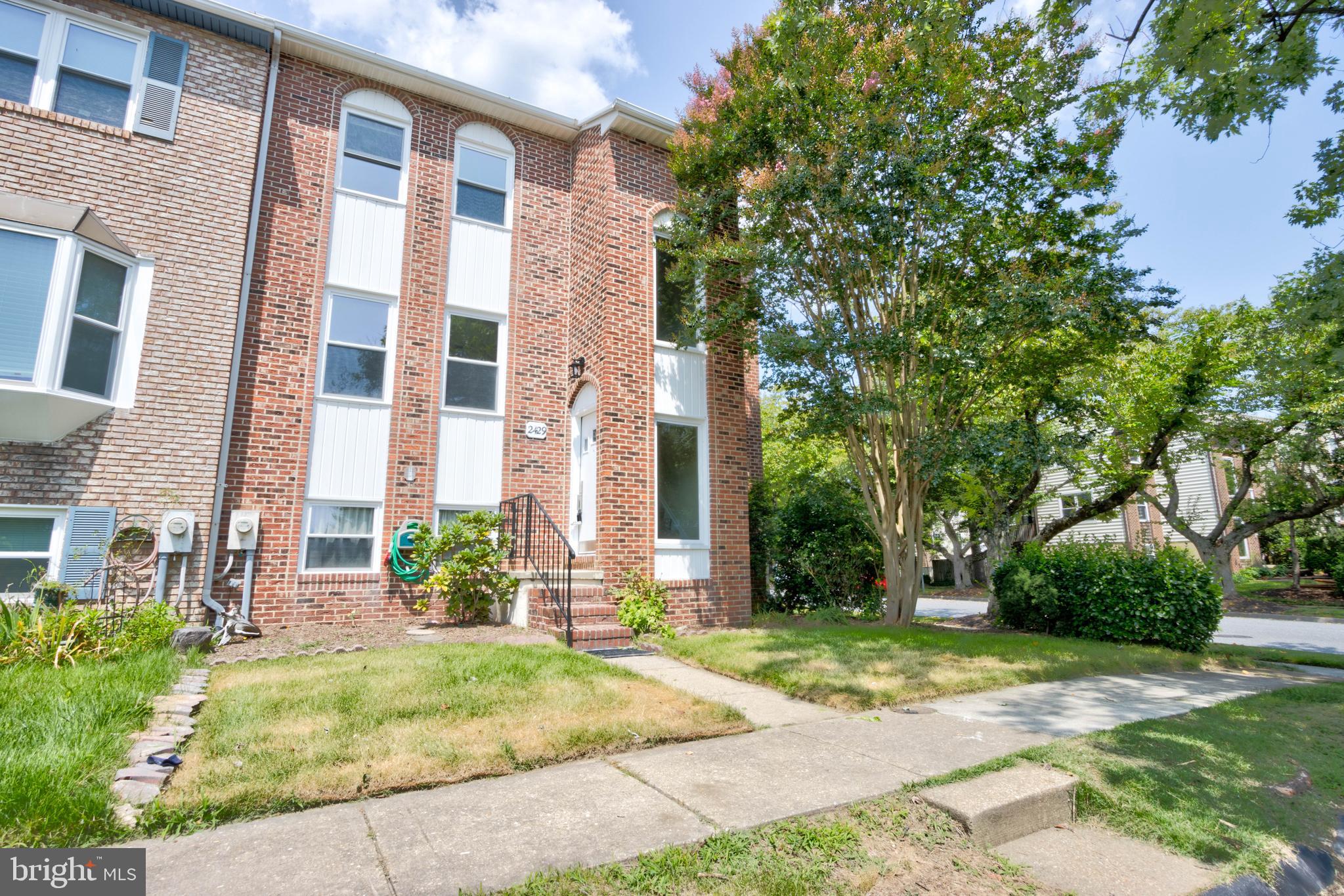 CROFTON VILLAGE - Residential