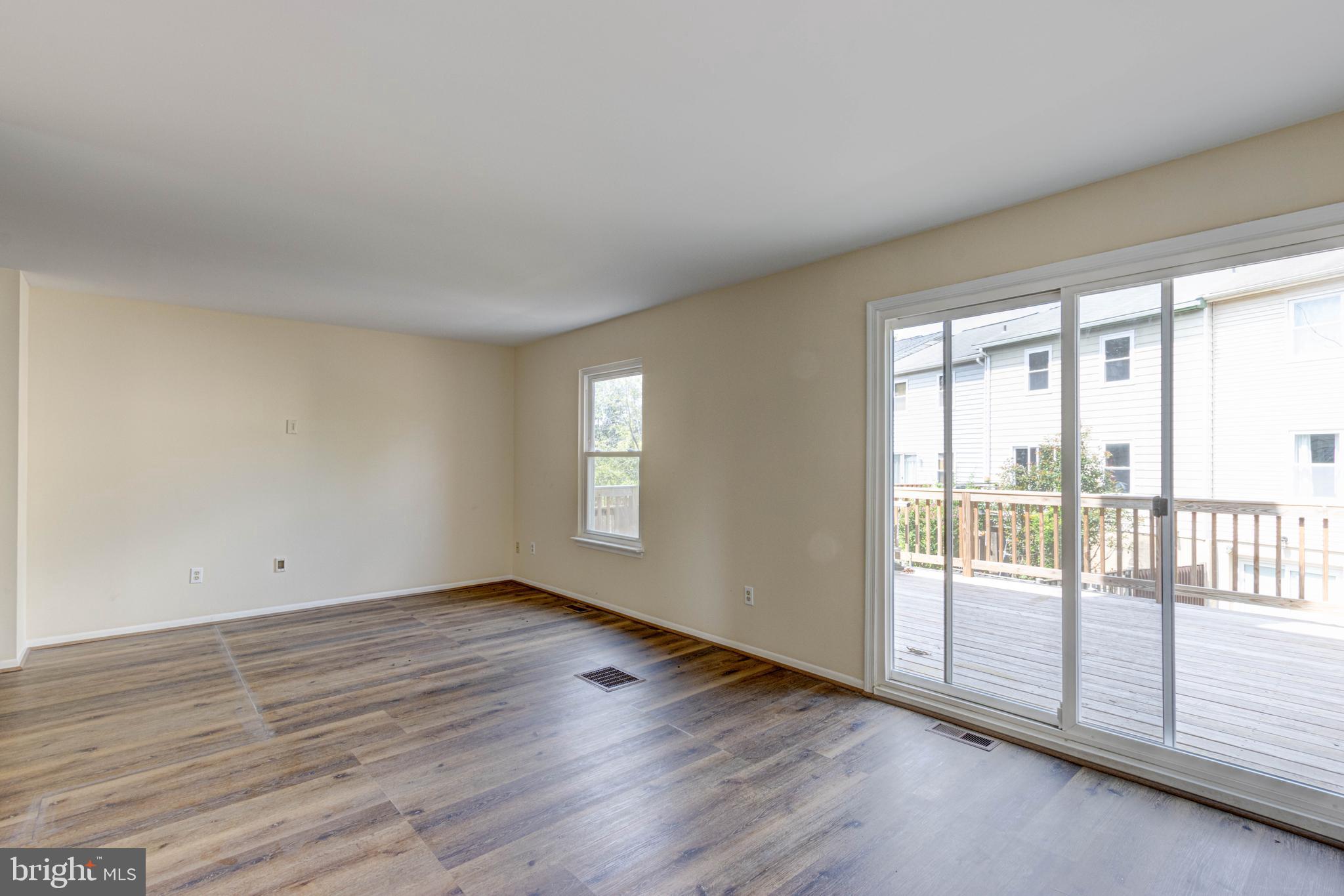 CROFTON VILLAGE - Residential