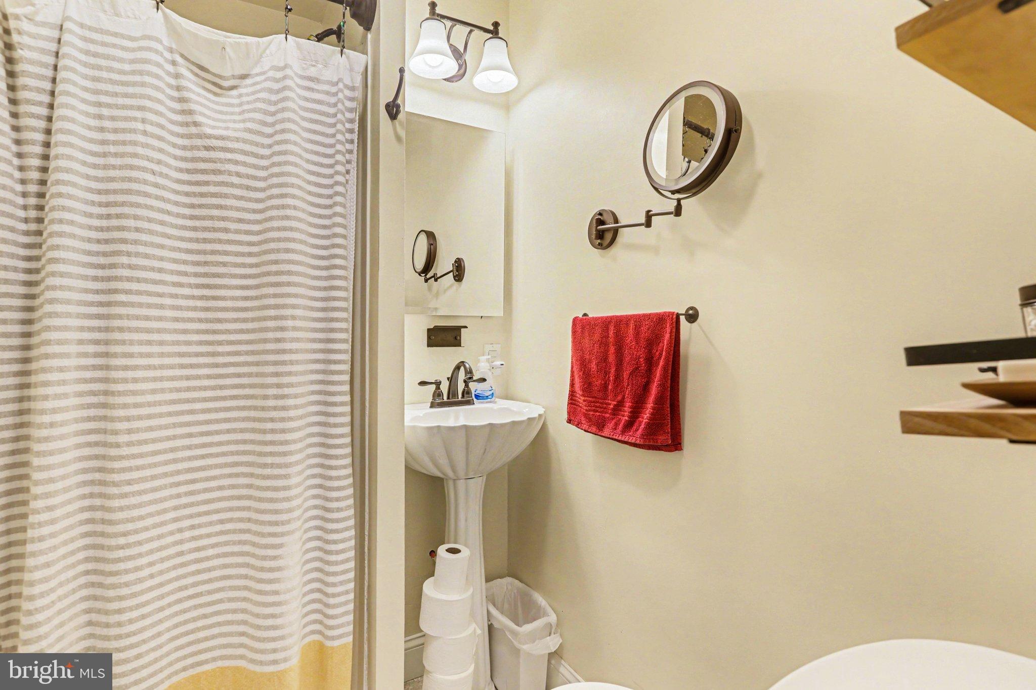 EAST PENNSBORO - Residential