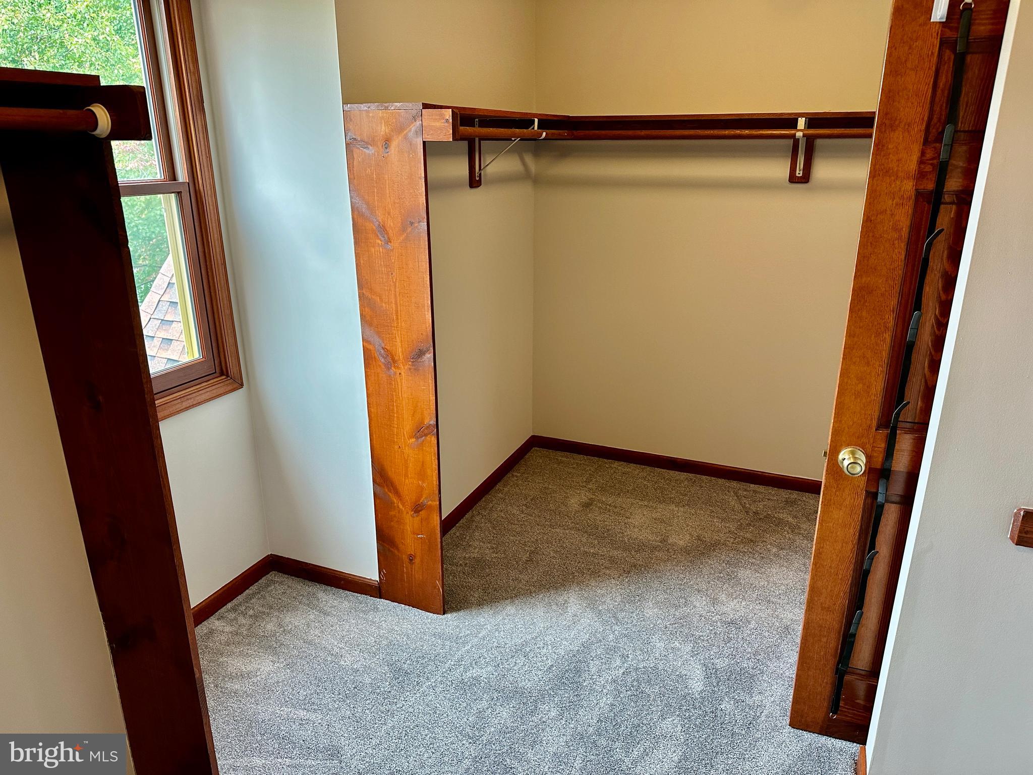 CLEARVIEW HEIGHTS - Residential Lease