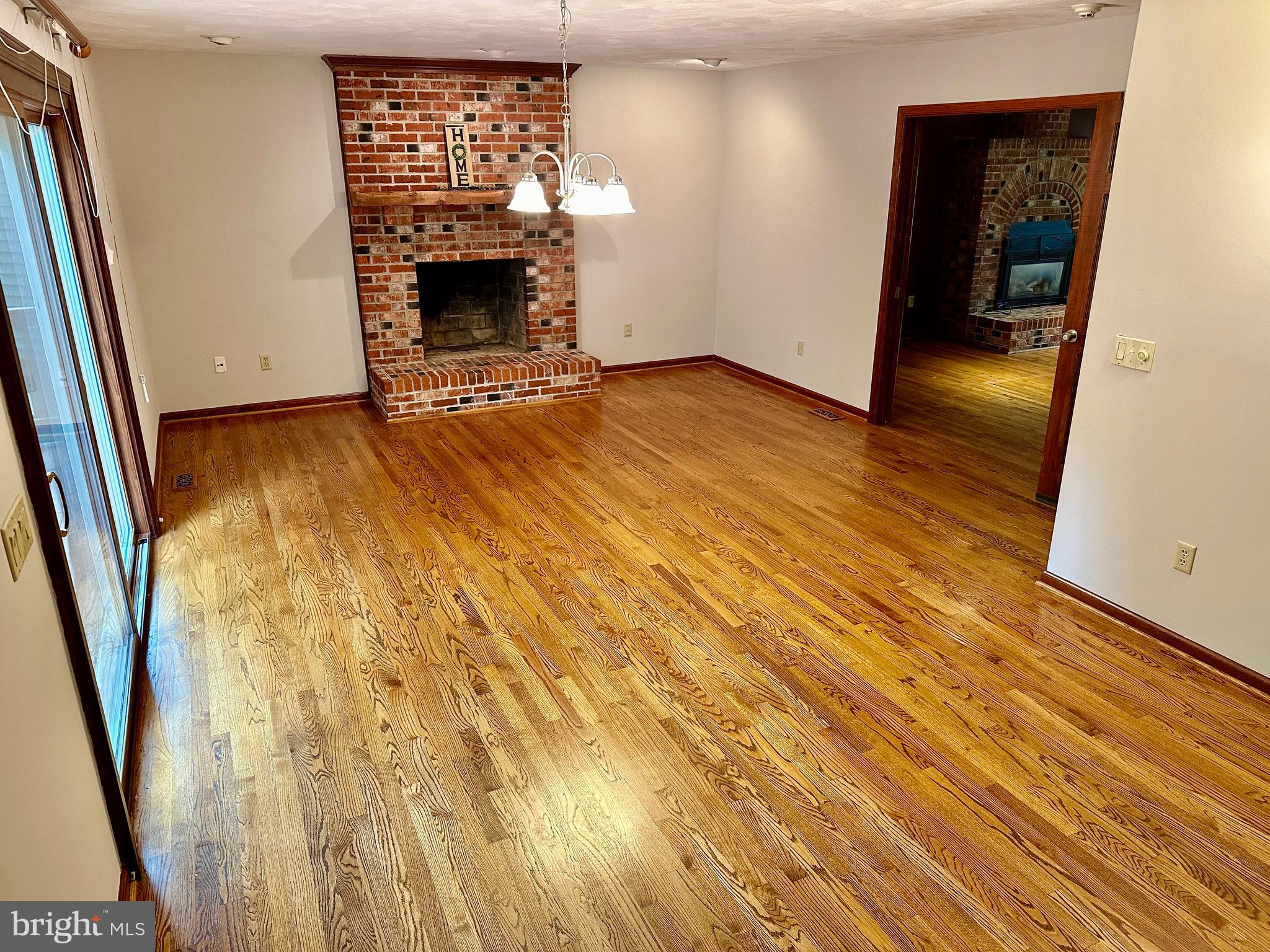 CLEARVIEW HEIGHTS - Residential Lease