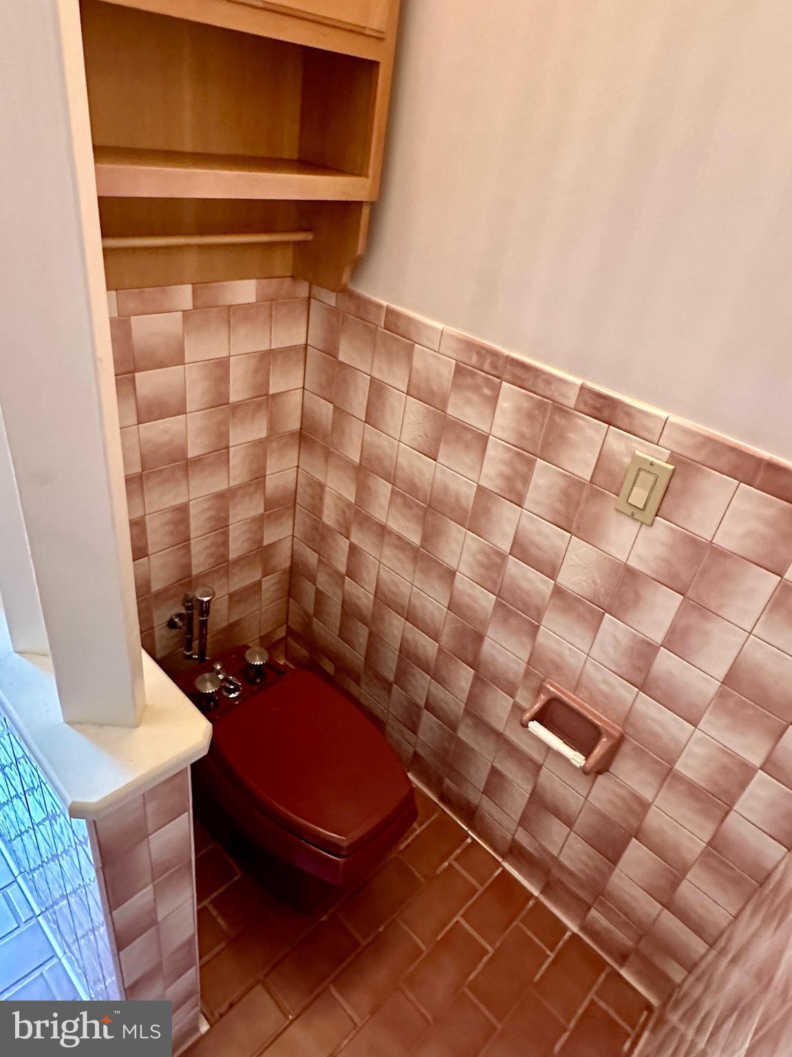 CLEARVIEW HEIGHTS - Residential Lease