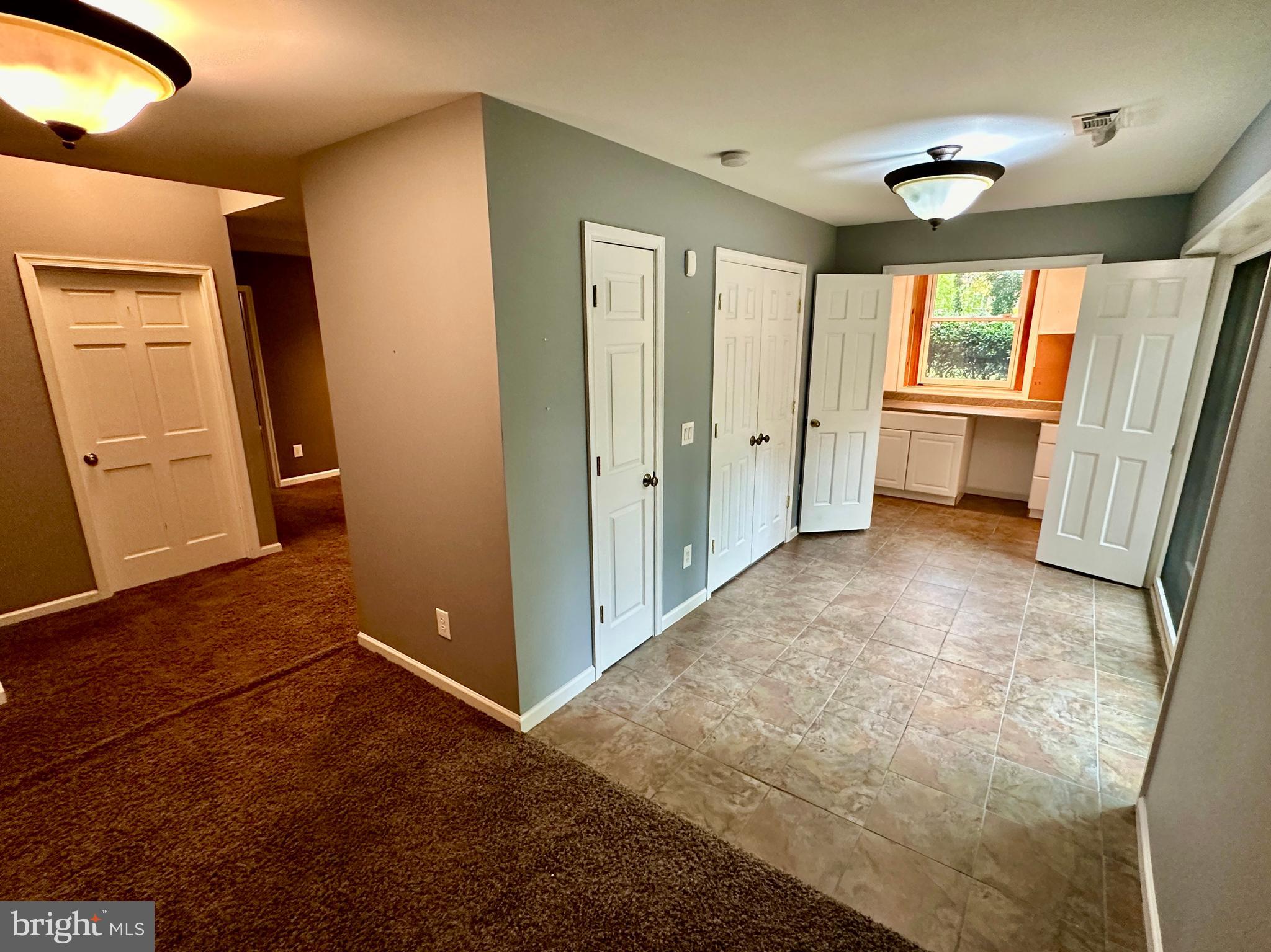 CLEARVIEW HEIGHTS - Residential Lease