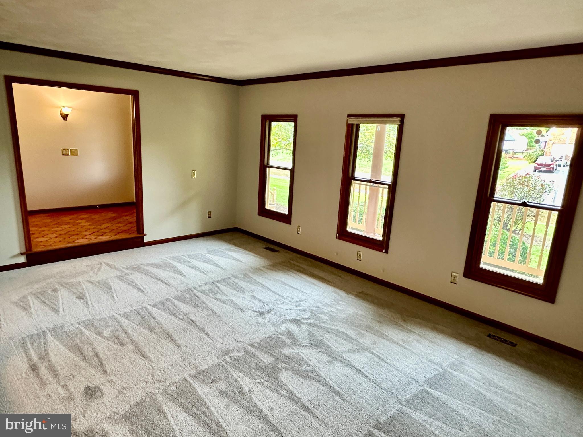 CLEARVIEW HEIGHTS - Residential Lease