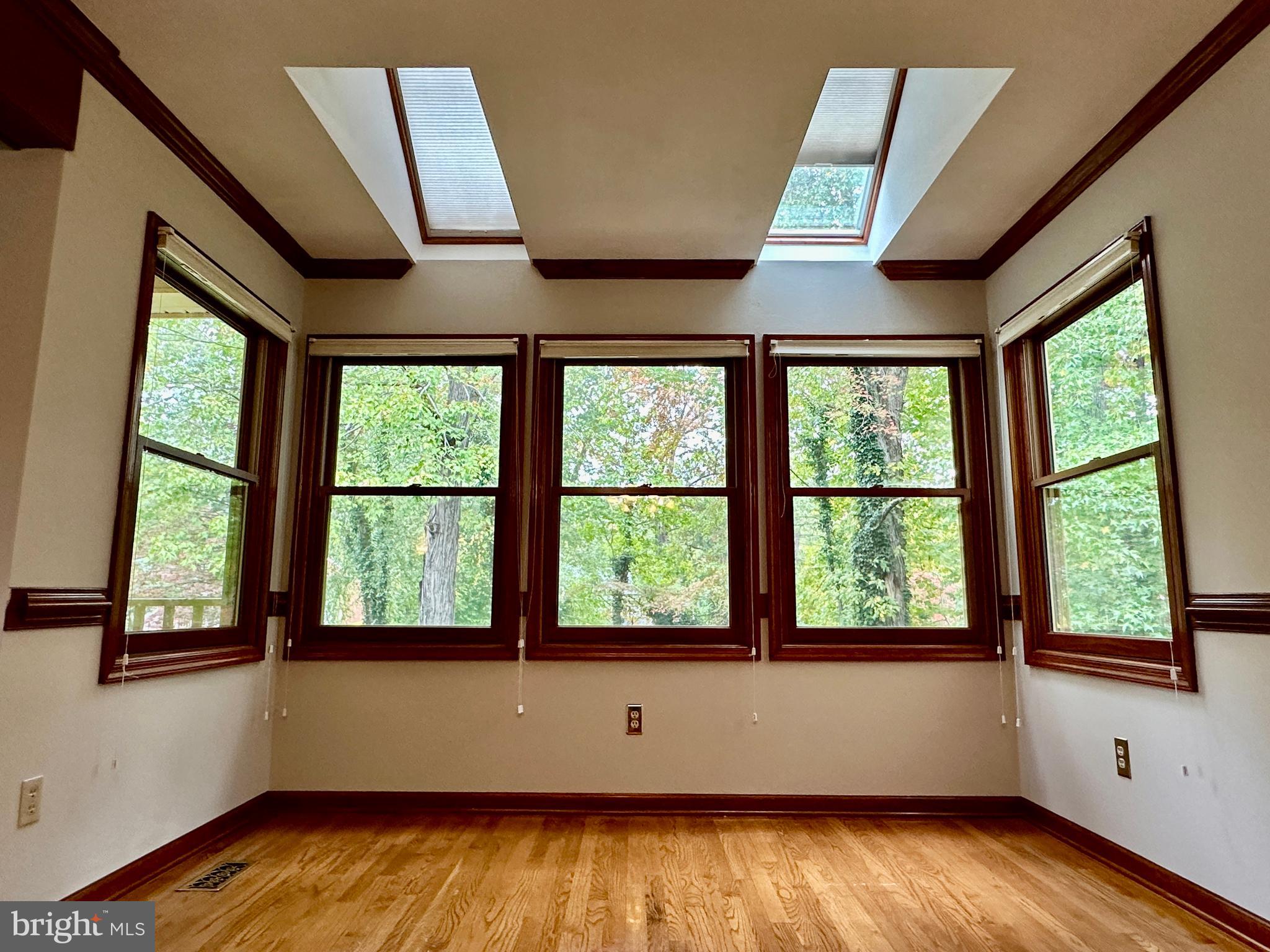 CLEARVIEW HEIGHTS - Residential Lease