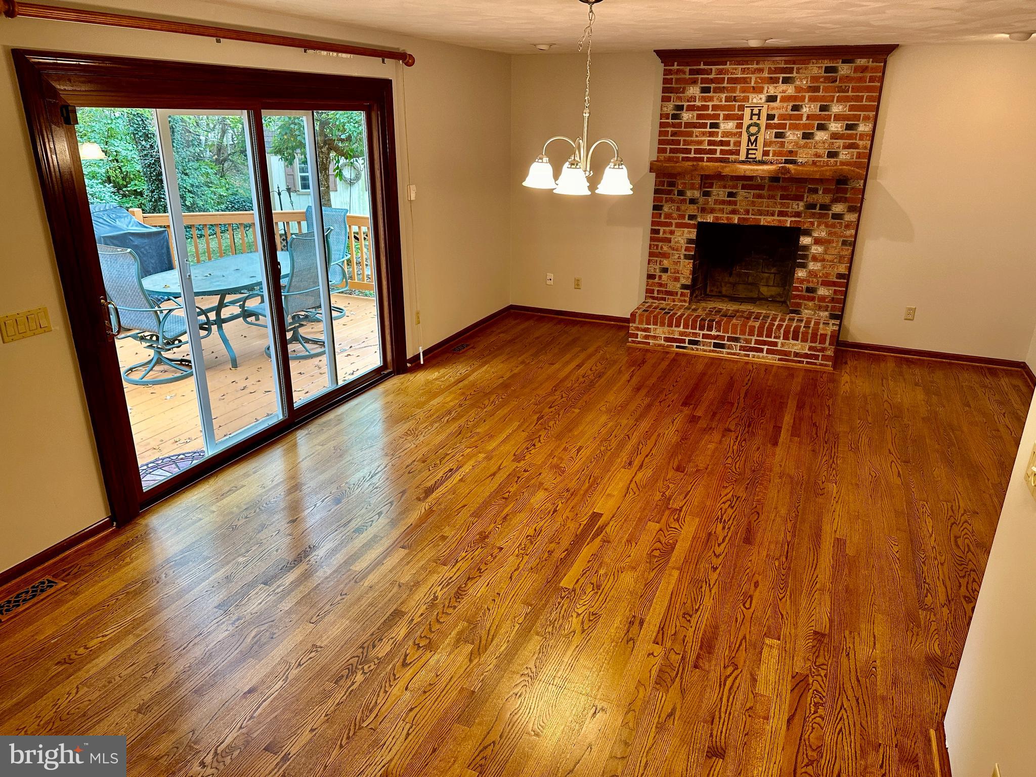 CLEARVIEW HEIGHTS - Residential Lease