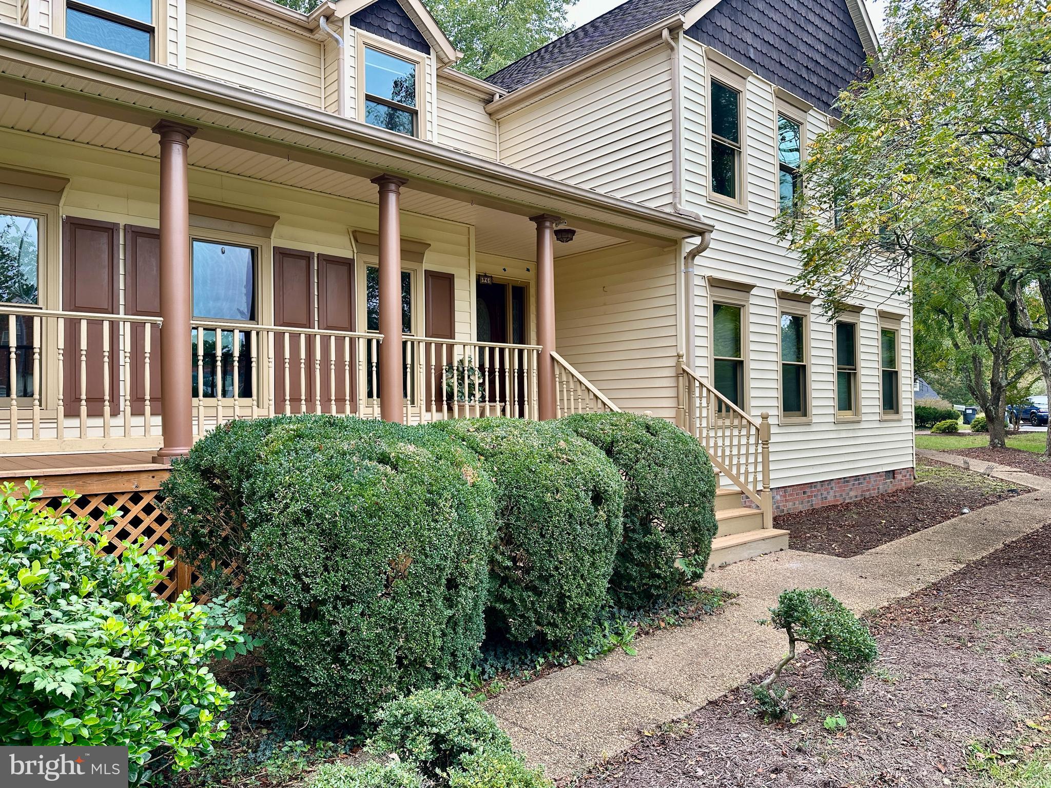 CLEARVIEW HEIGHTS - Residential Lease