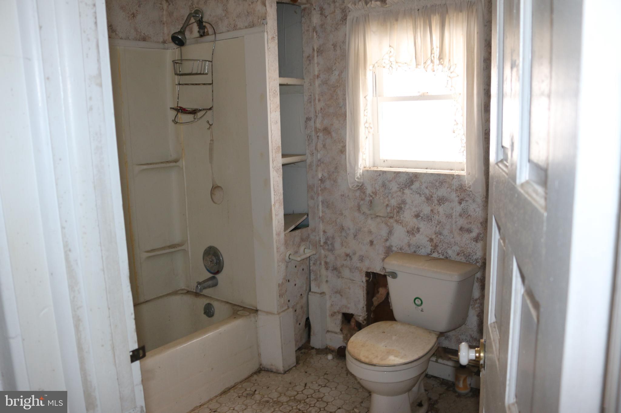 SUGAR GROVE FARM - Farm