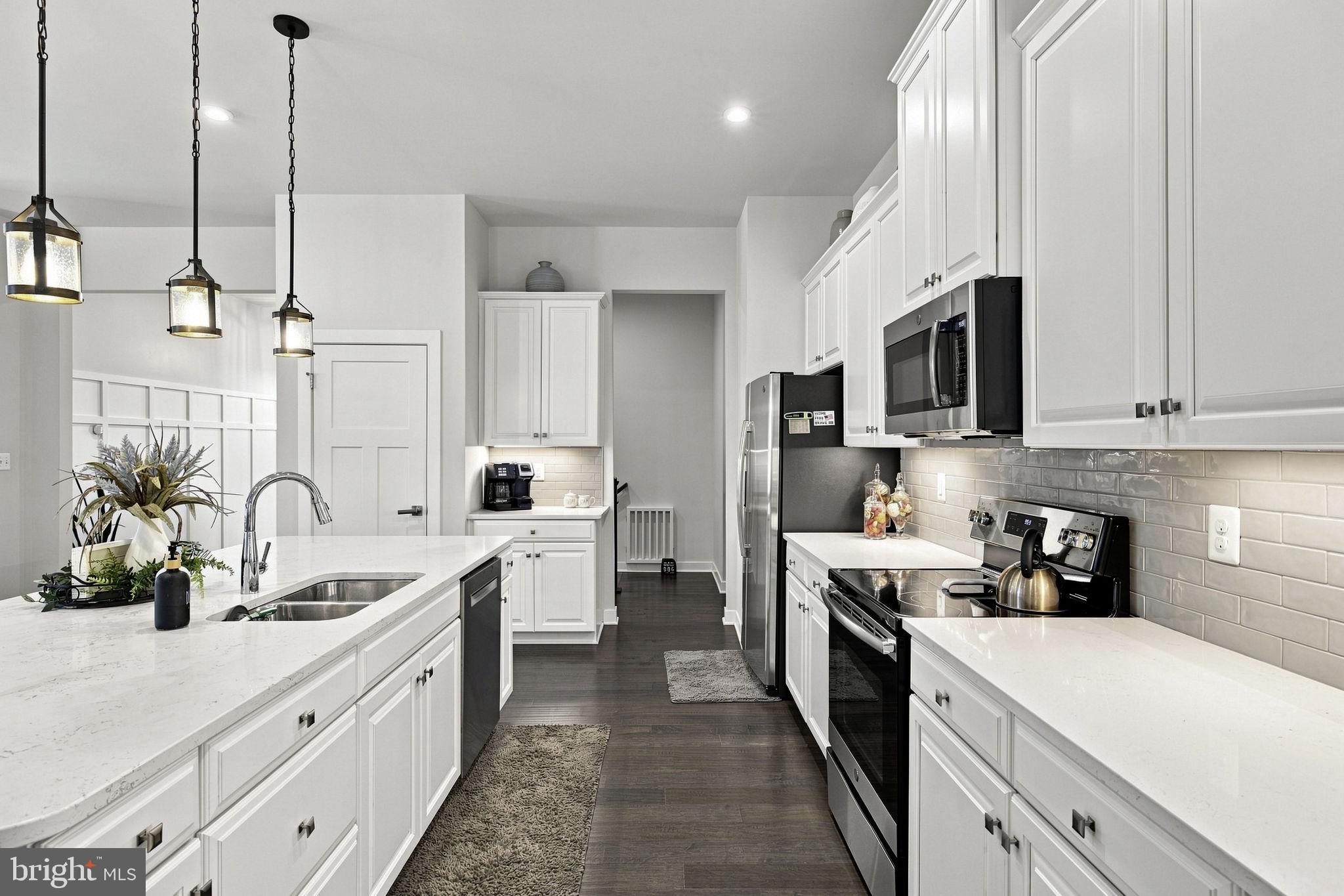 12509 BAINSWOOD COURT