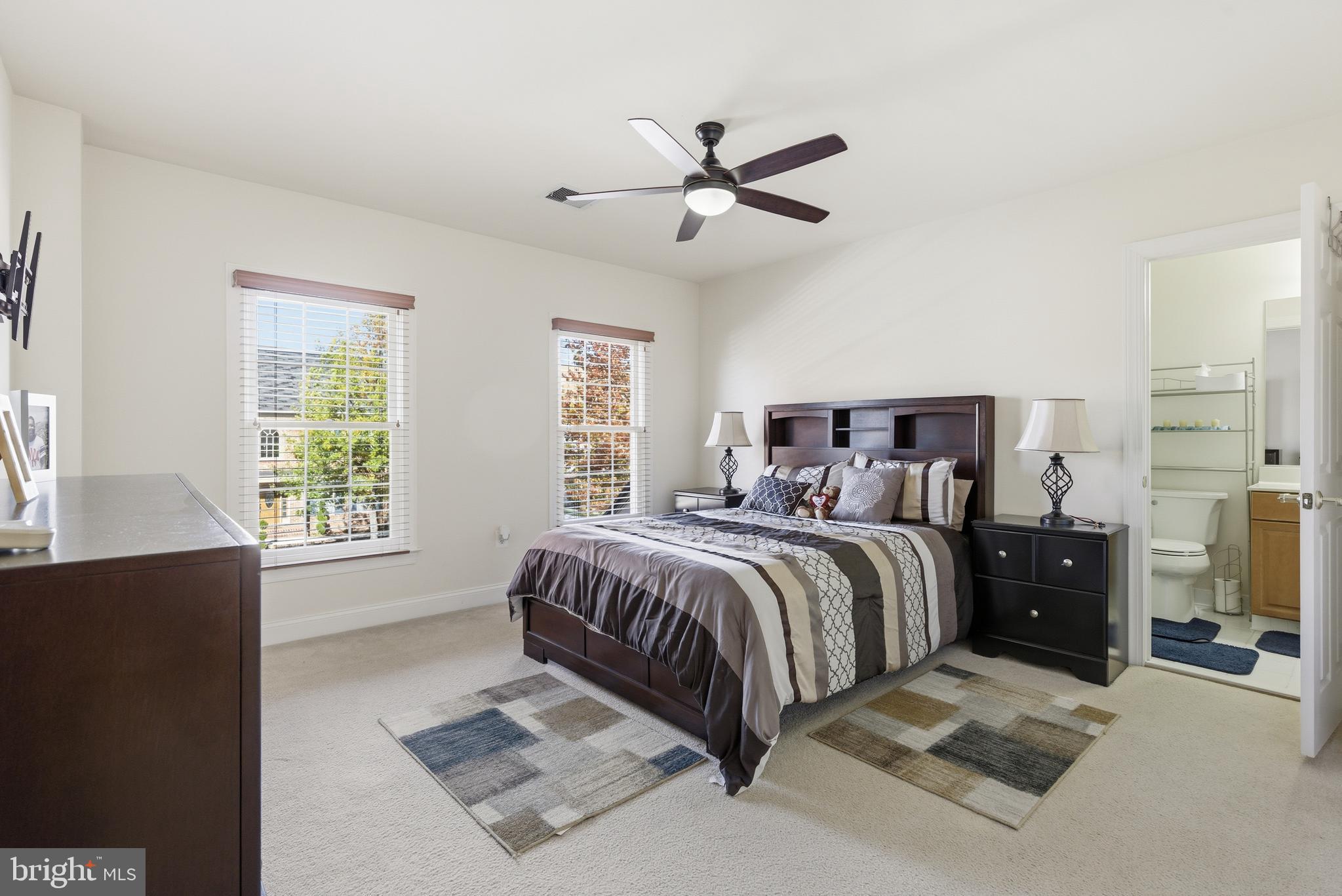 AUTUMN HILLS - Residential