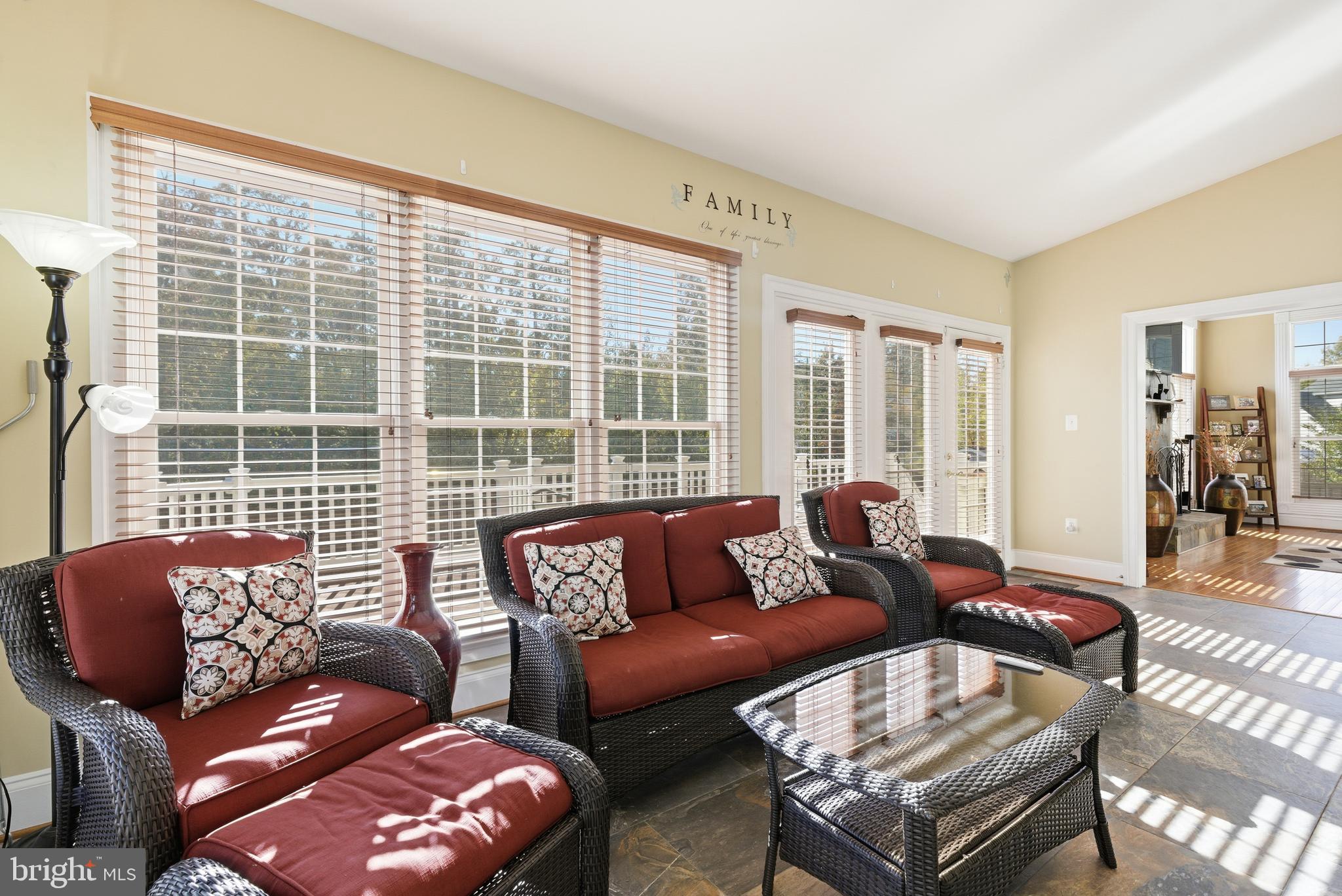 AUTUMN HILLS - Residential