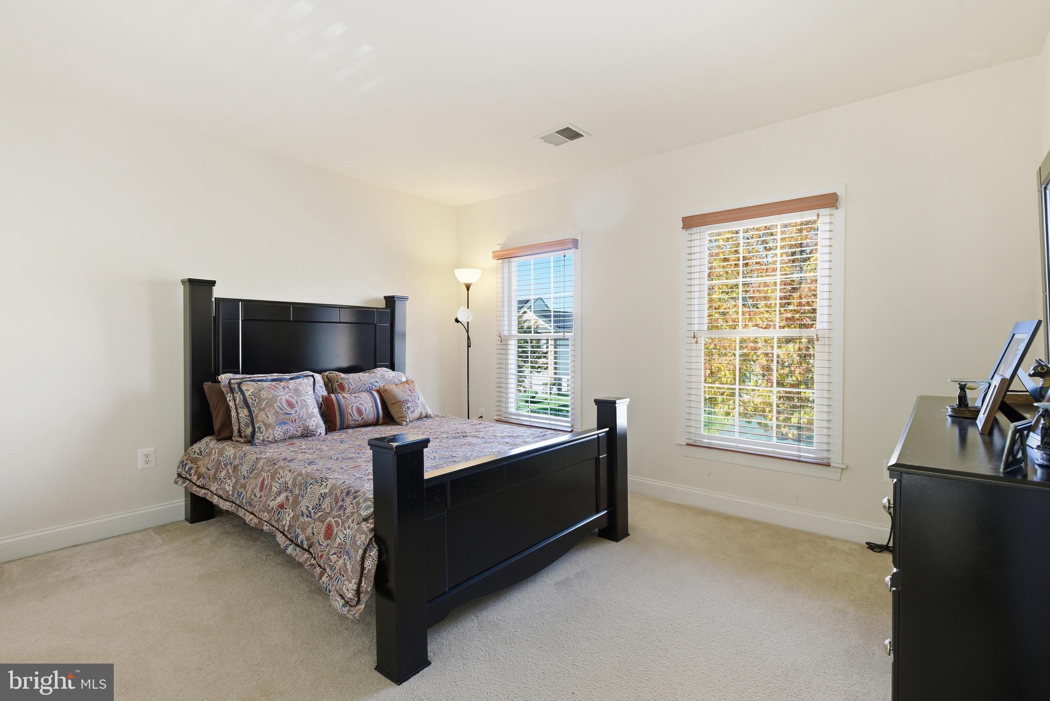 AUTUMN HILLS - Residential