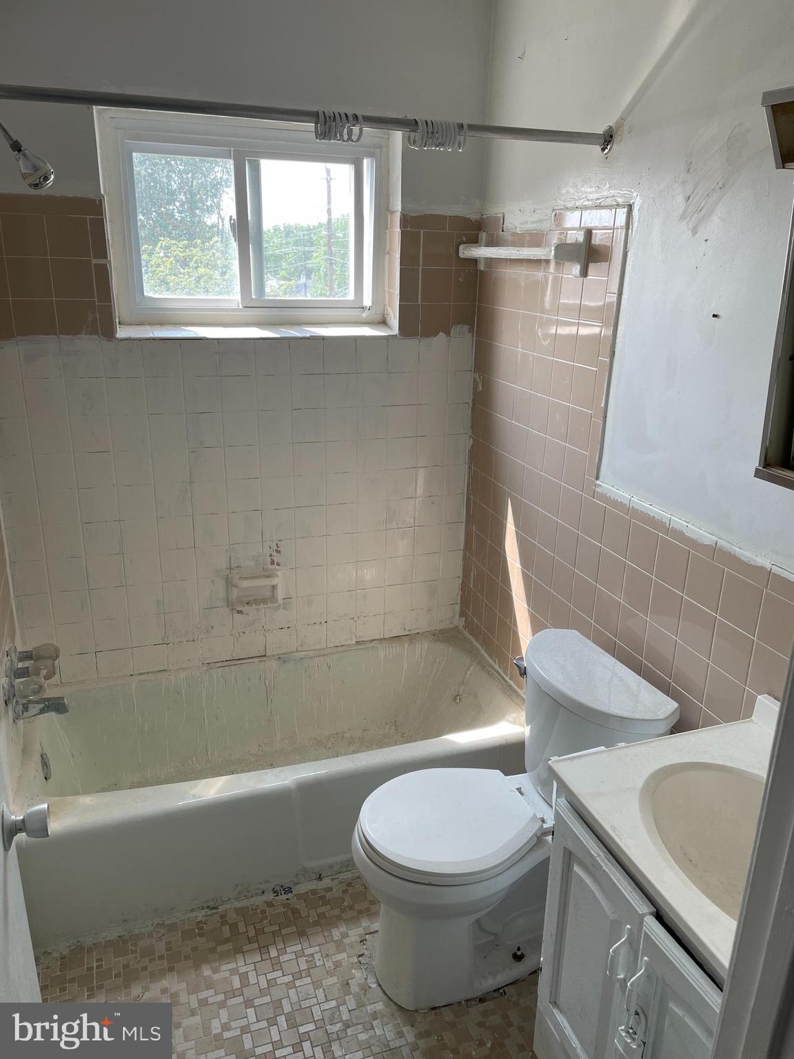 FRENCHMANS CREEK - Residential