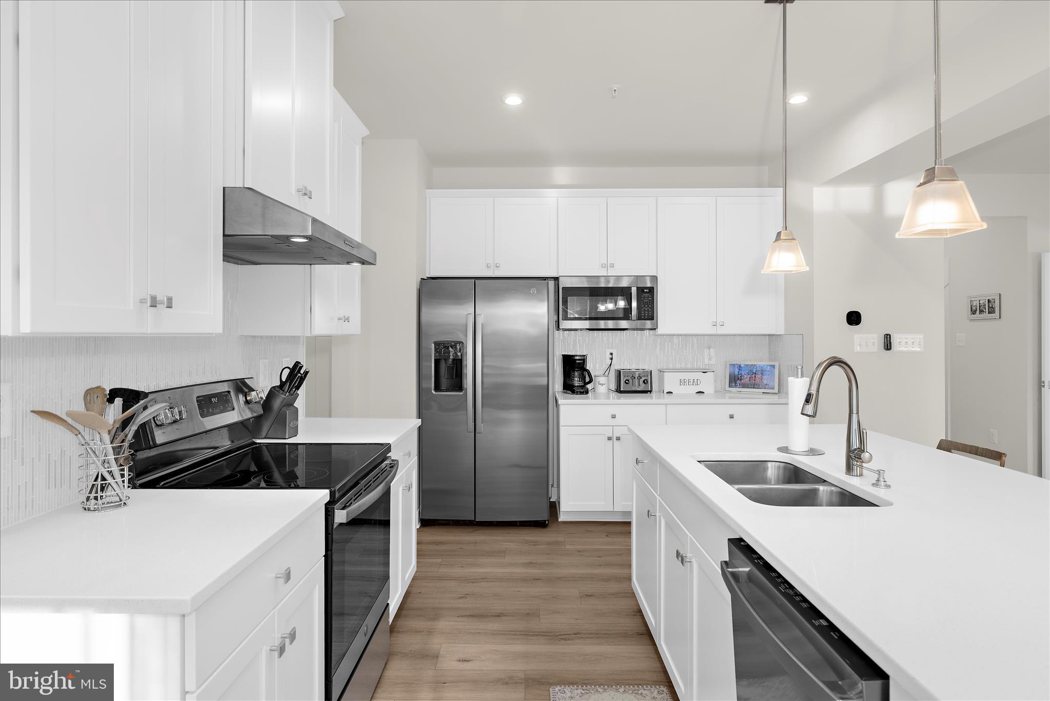 CHURCH HILL HUNT - Residential